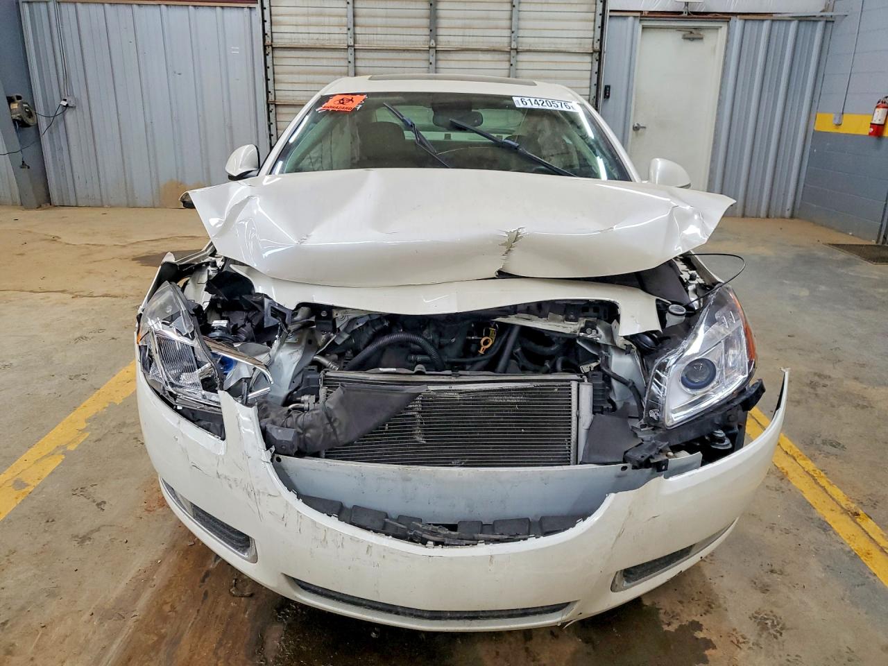 2012 Buick Regal Premium White vin: 2G4GT5GK5C9137516