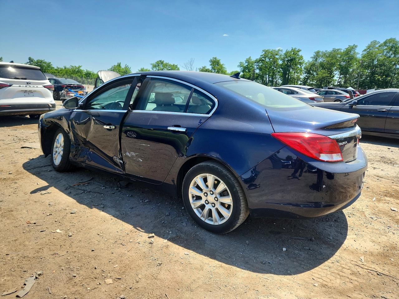 2012 Buick Regal Premium Blue vin: 2G4GT5GR7C9181448