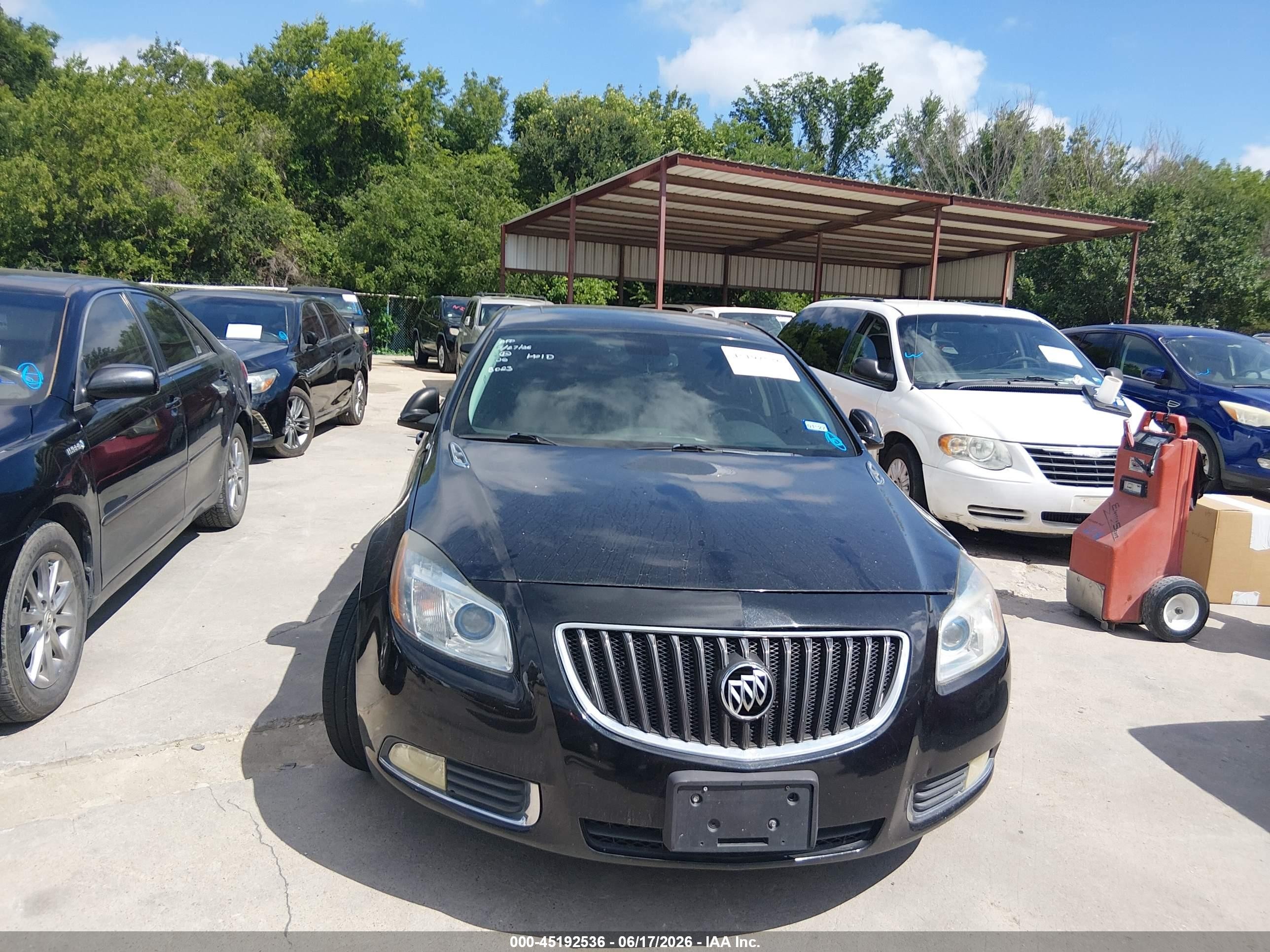 2013 Buick Regal Premium 2 Black vin: 2G4GT5GR9D9245023