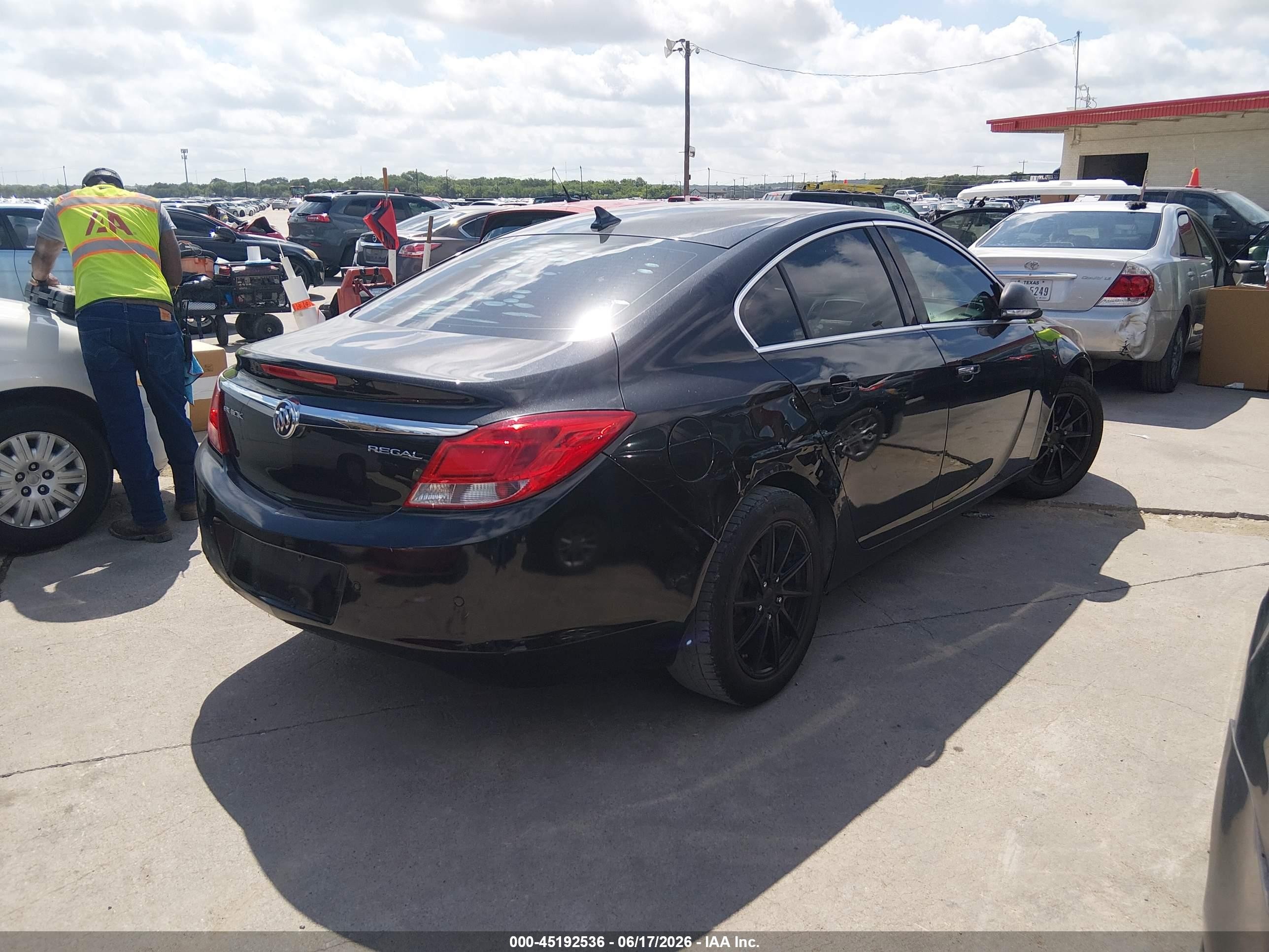 2013 Buick Regal Premium 2 Black vin: 2G4GT5GR9D9245023