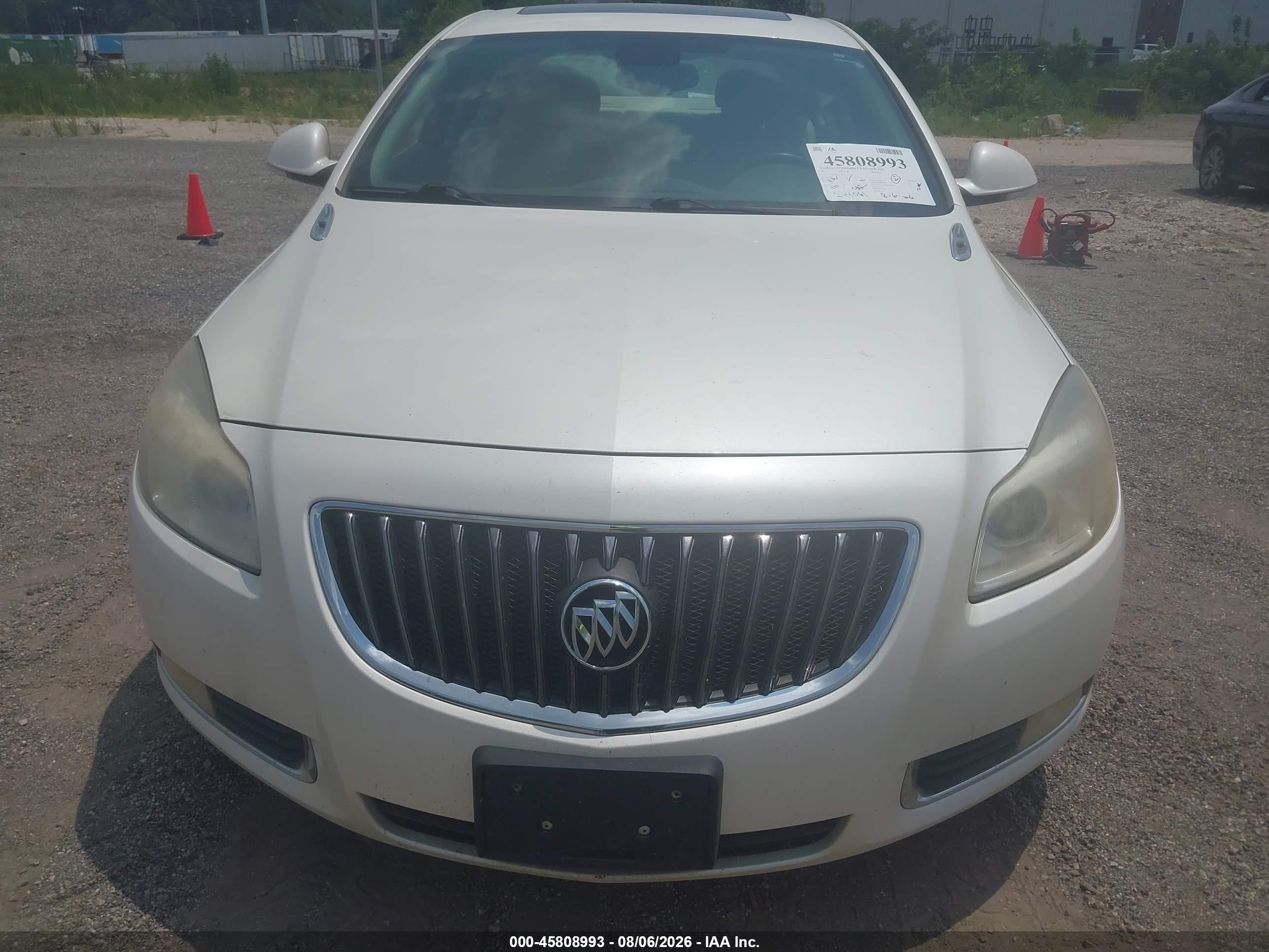 2012 Buick Regal Turbo - Premium 2 White vin: 2G4GT5GV0C9211757