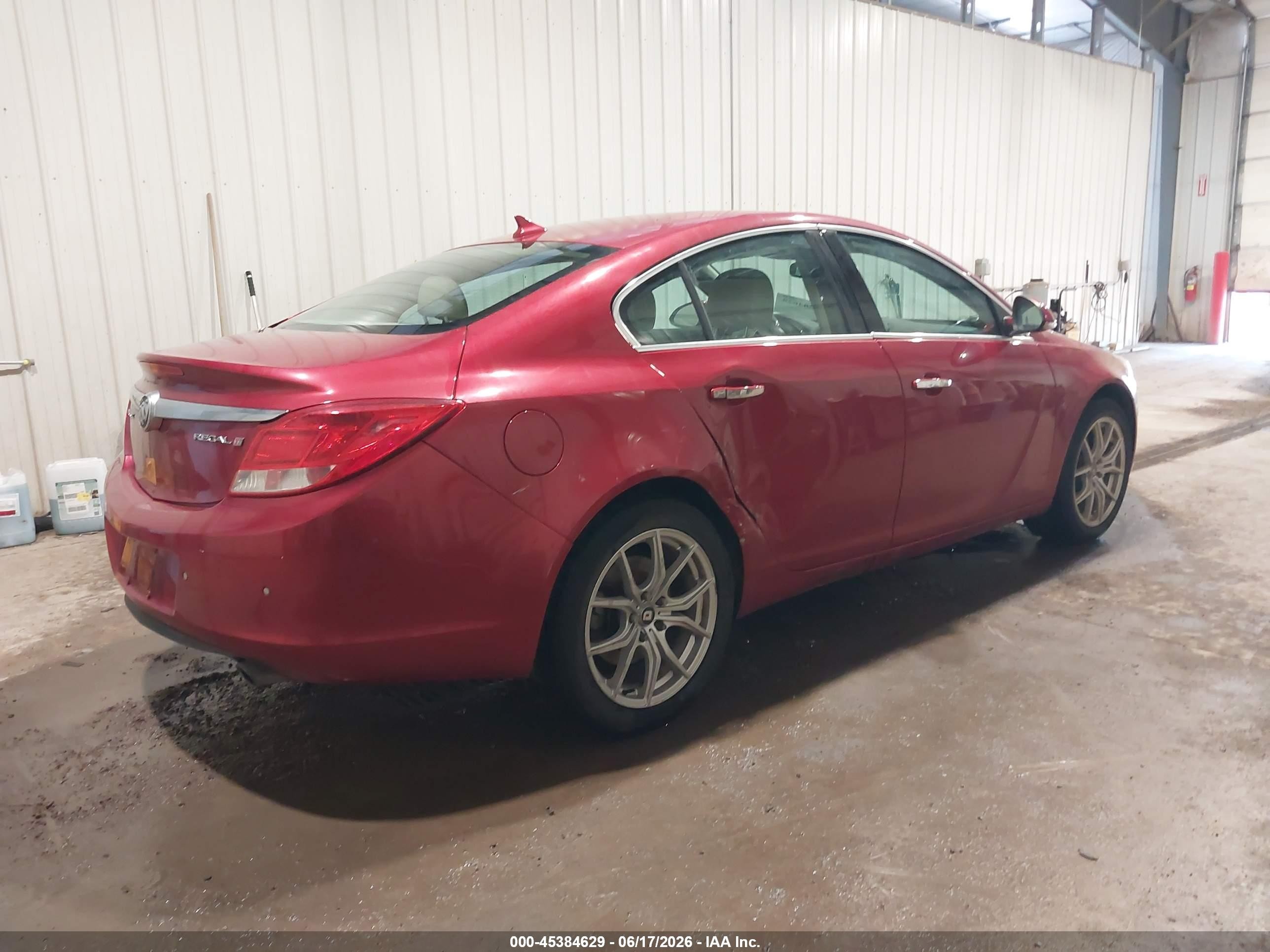 2013 Buick Regal Turbo - Premium 2 Red vin: 2G4GT5GV1D9249600