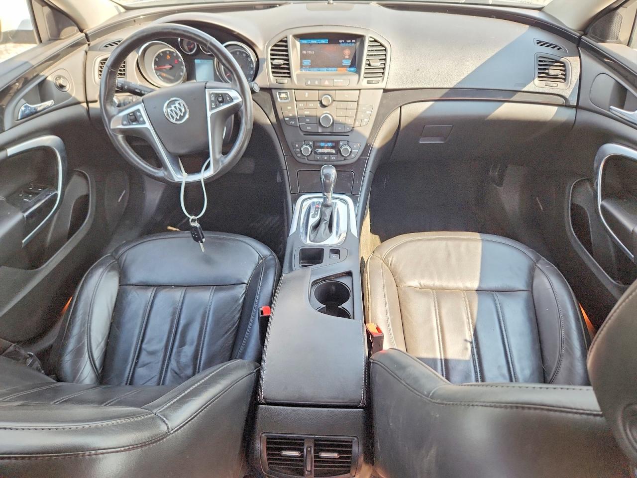 2013 Buick Regal Premium Белый vin: 2G4GT5GV8D9202287