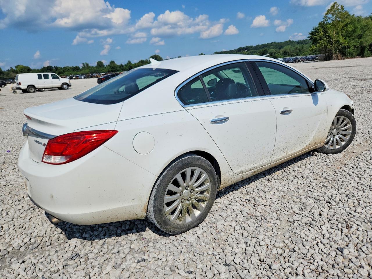 2013 Buick Regal Premium Белый vin: 2G4GT5GV8D9202287