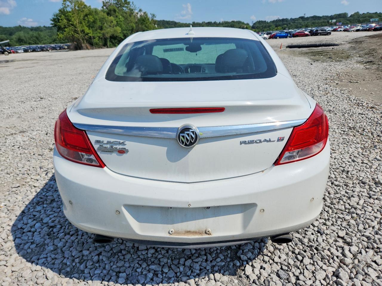 2013 Buick Regal Premium Белый vin: 2G4GT5GV8D9202287