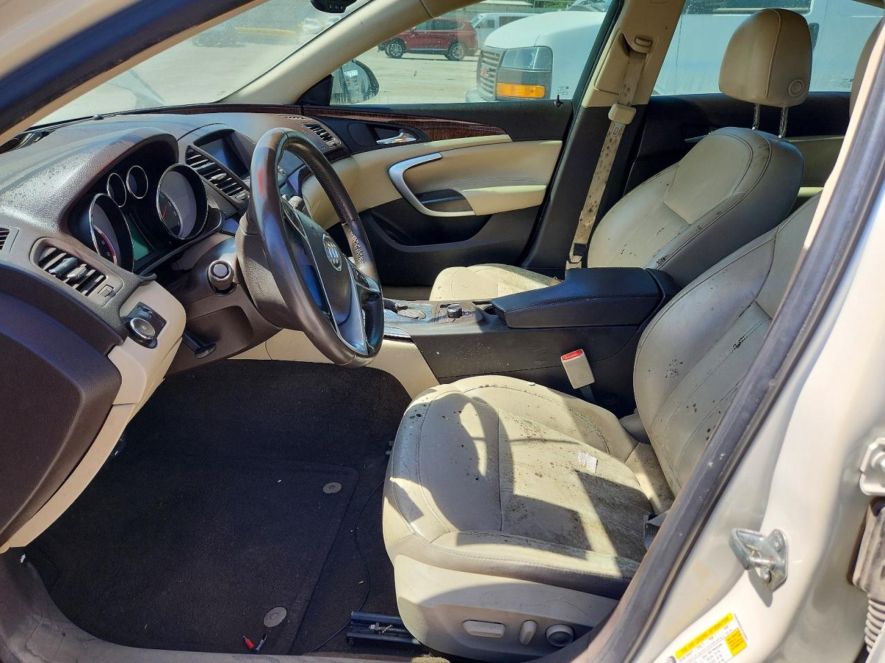 2012 Buick Regal Premium White vin: 2G4GU5GV0C9165893