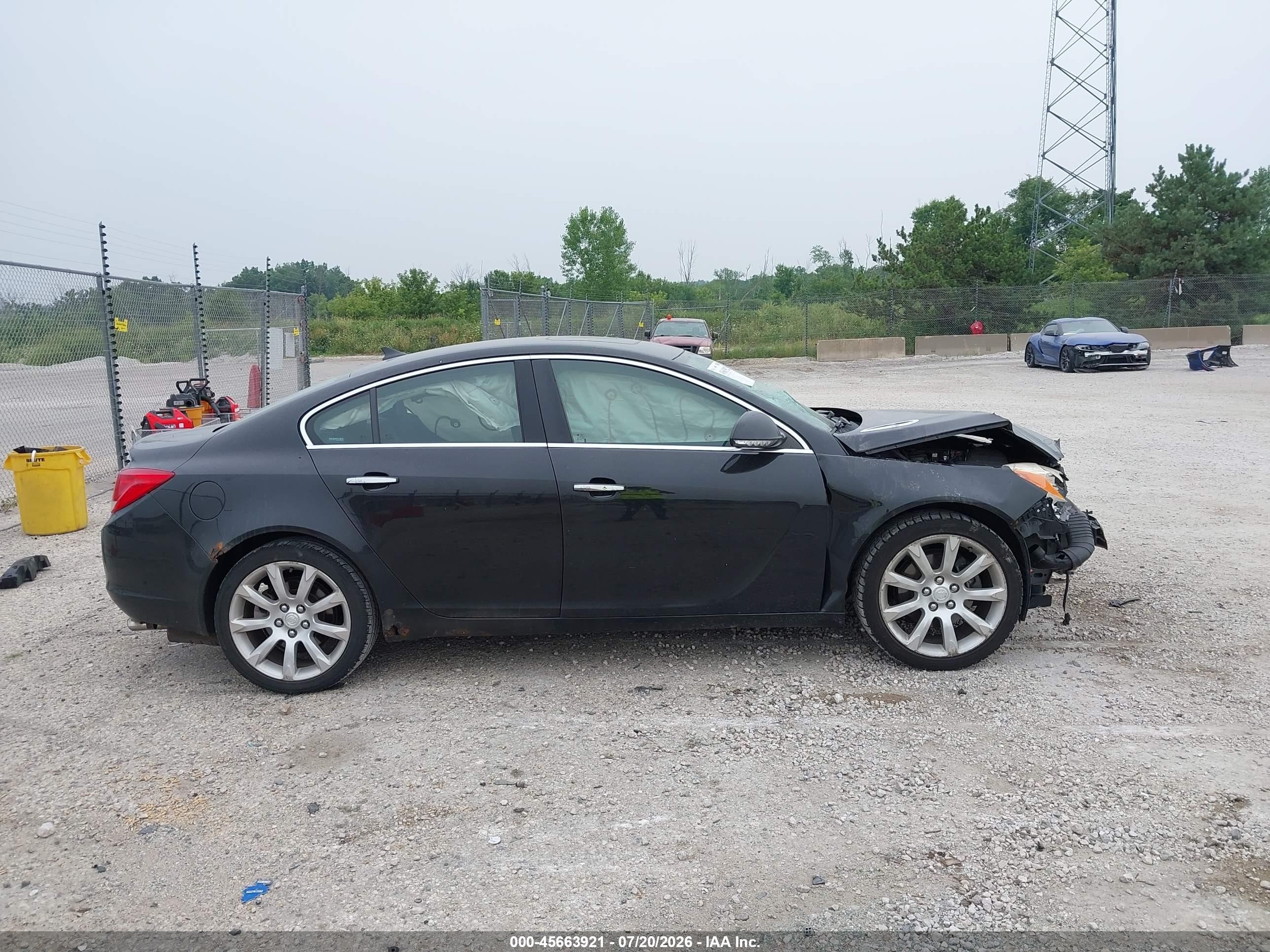 2013 Buick Regal Turbo - Premium 3 Black vin: 2G4GU5GV3D9139743