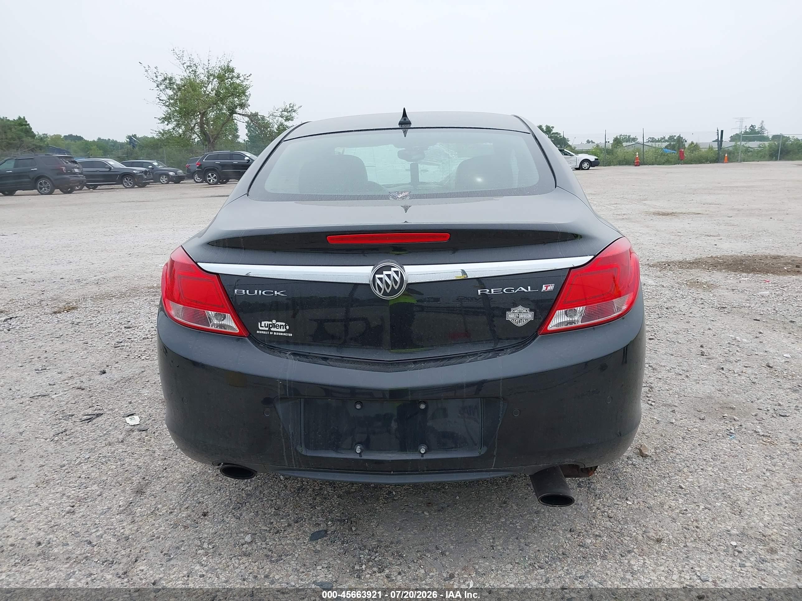 2013 Buick Regal Turbo - Premium 3 Black vin: 2G4GU5GV3D9139743