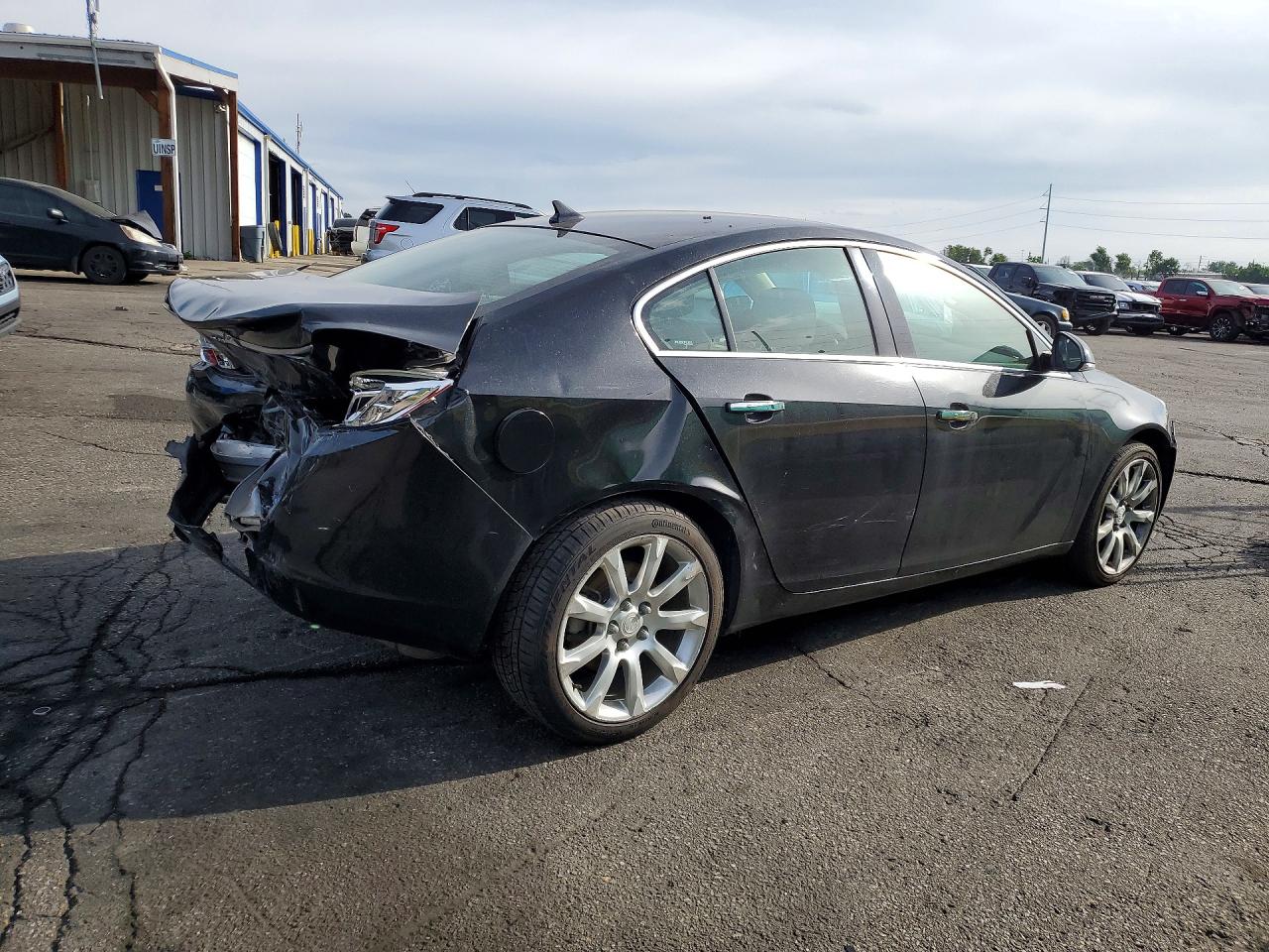 2013 Buick Regal Premium Black vin: 2G4GU5GV6D9128400