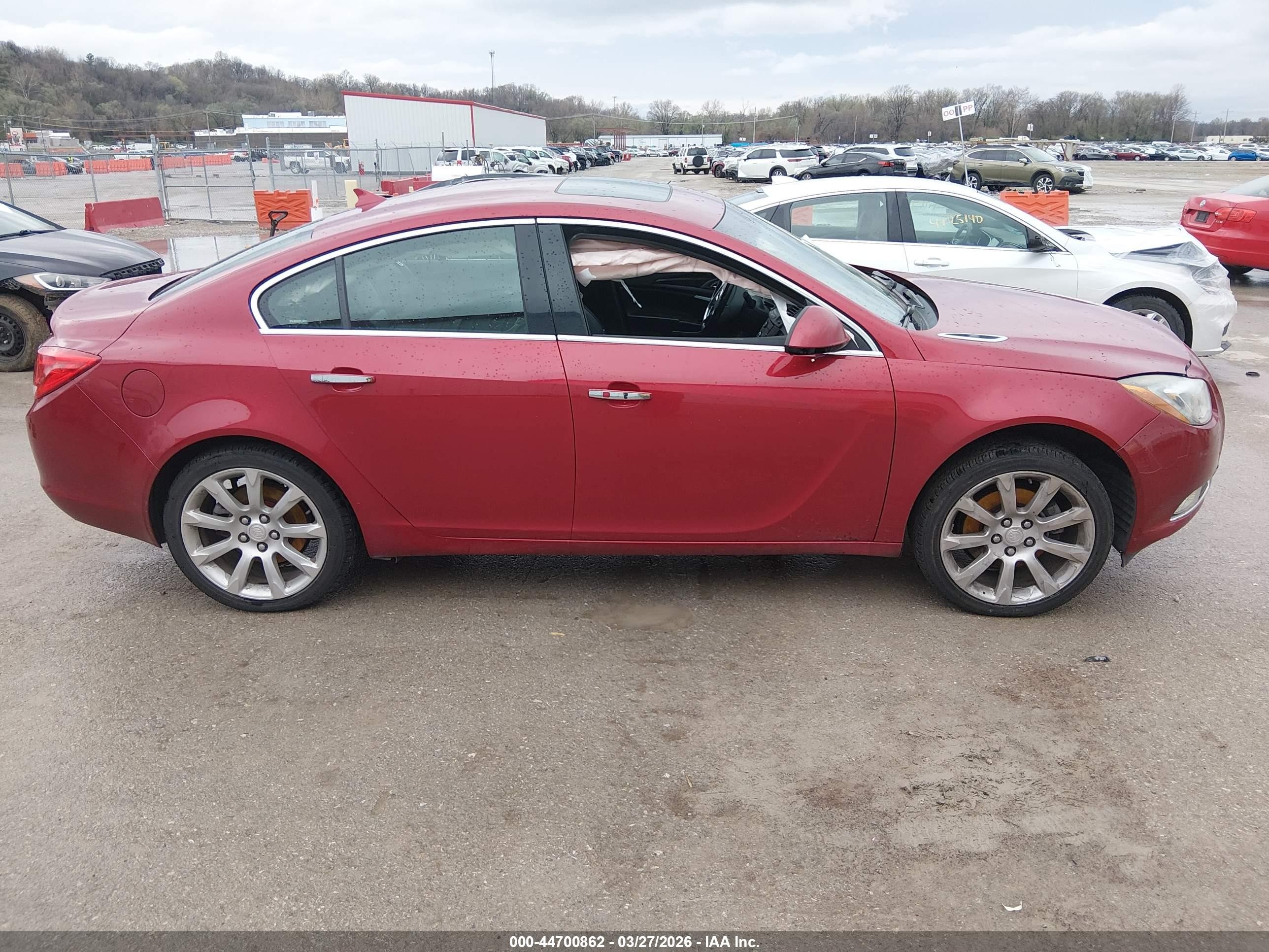 2012 Buick Regal Turbo - Premium 3 Red vin: 2G4GU5GV7C9195151