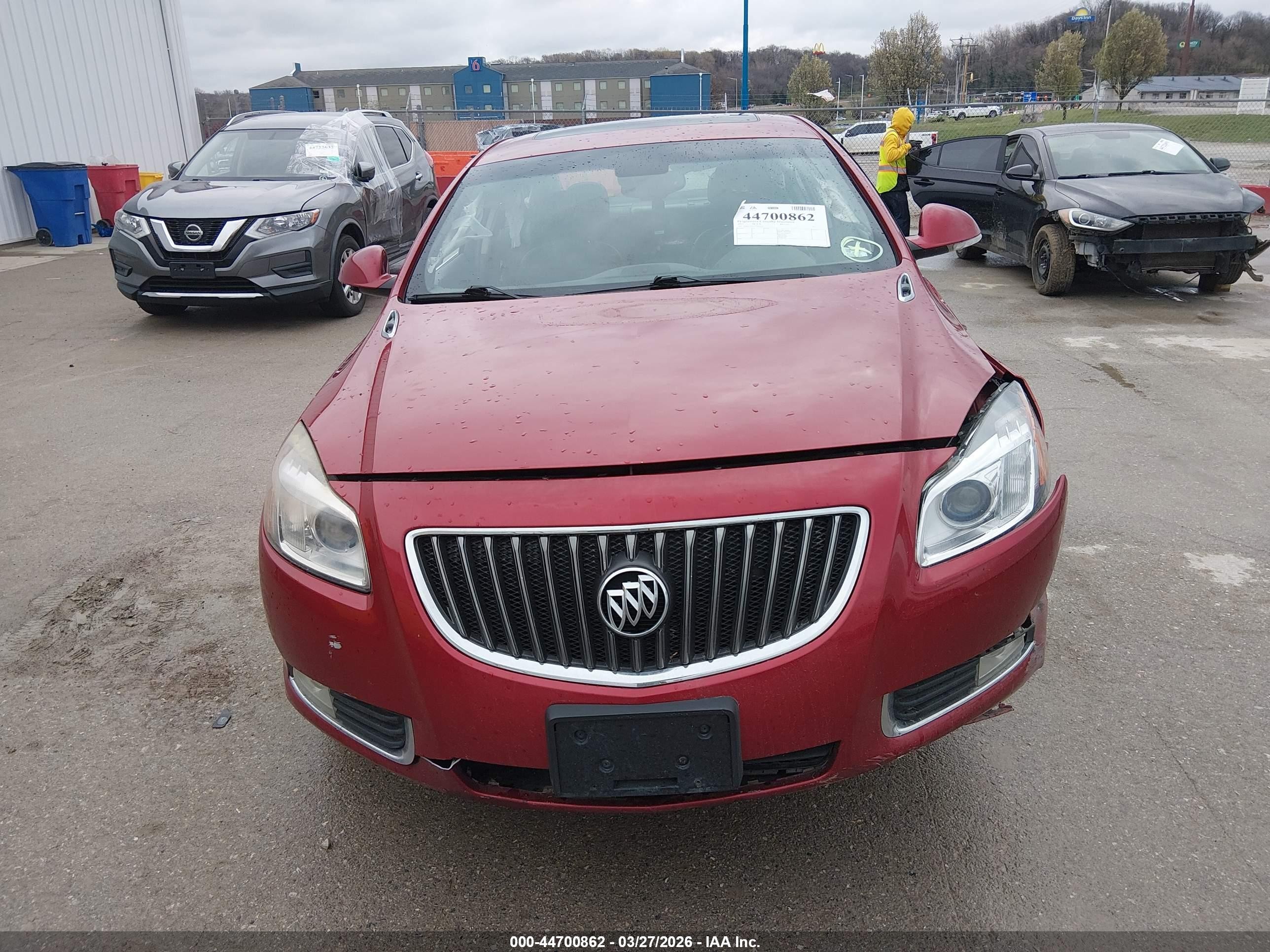 2012 Buick Regal Turbo - Premium 3 Red vin: 2G4GU5GV7C9195151