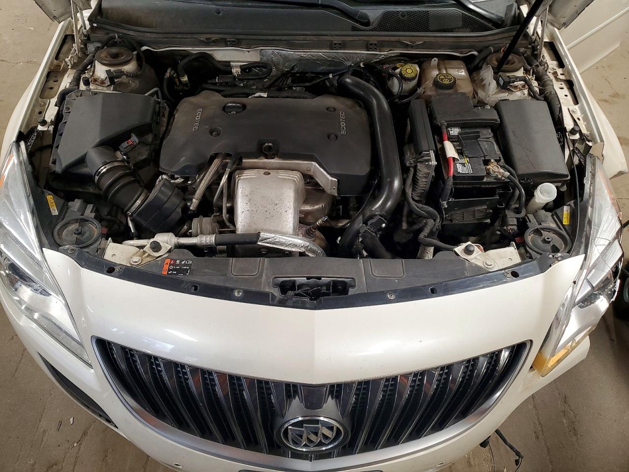 2014 Buick Regal Gs Cream vin: 2G4GU5GX2E9208408