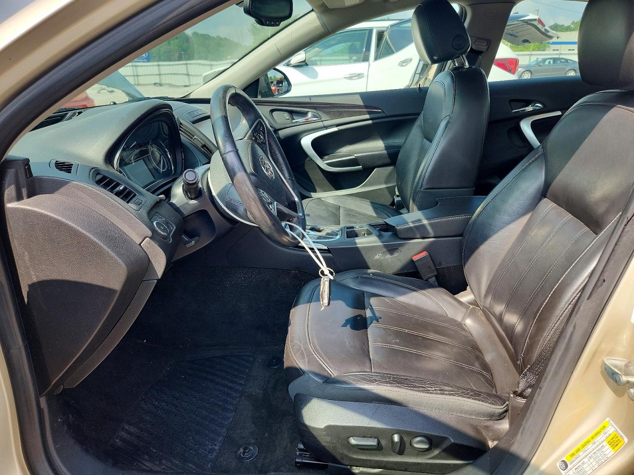 2015 Buick Regal Beige vin: 2G4GV5EK2F9128659