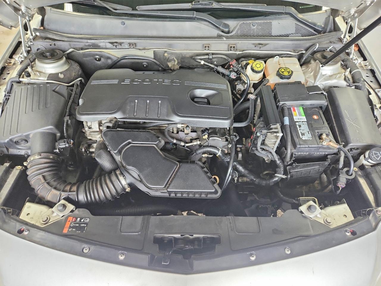 2015 Buick Regal Silver vin: 2G4GV5EK7F9198805