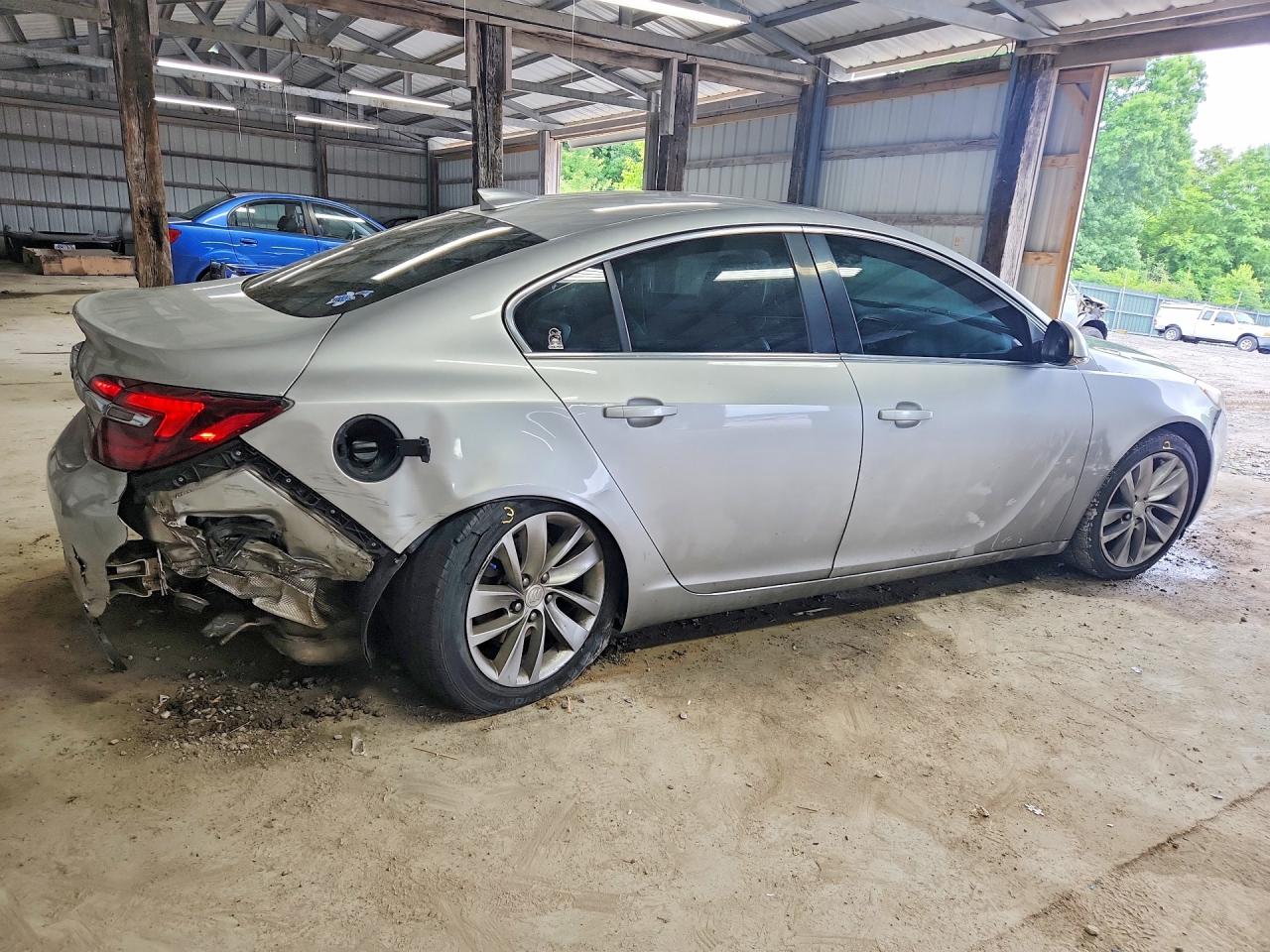 2015 Buick Regal Silver vin: 2G4GV5EK7F9198805