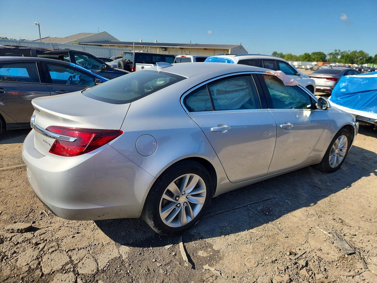 2015 Buick Regal Silver vin: 2G4GV5EK8F9196836