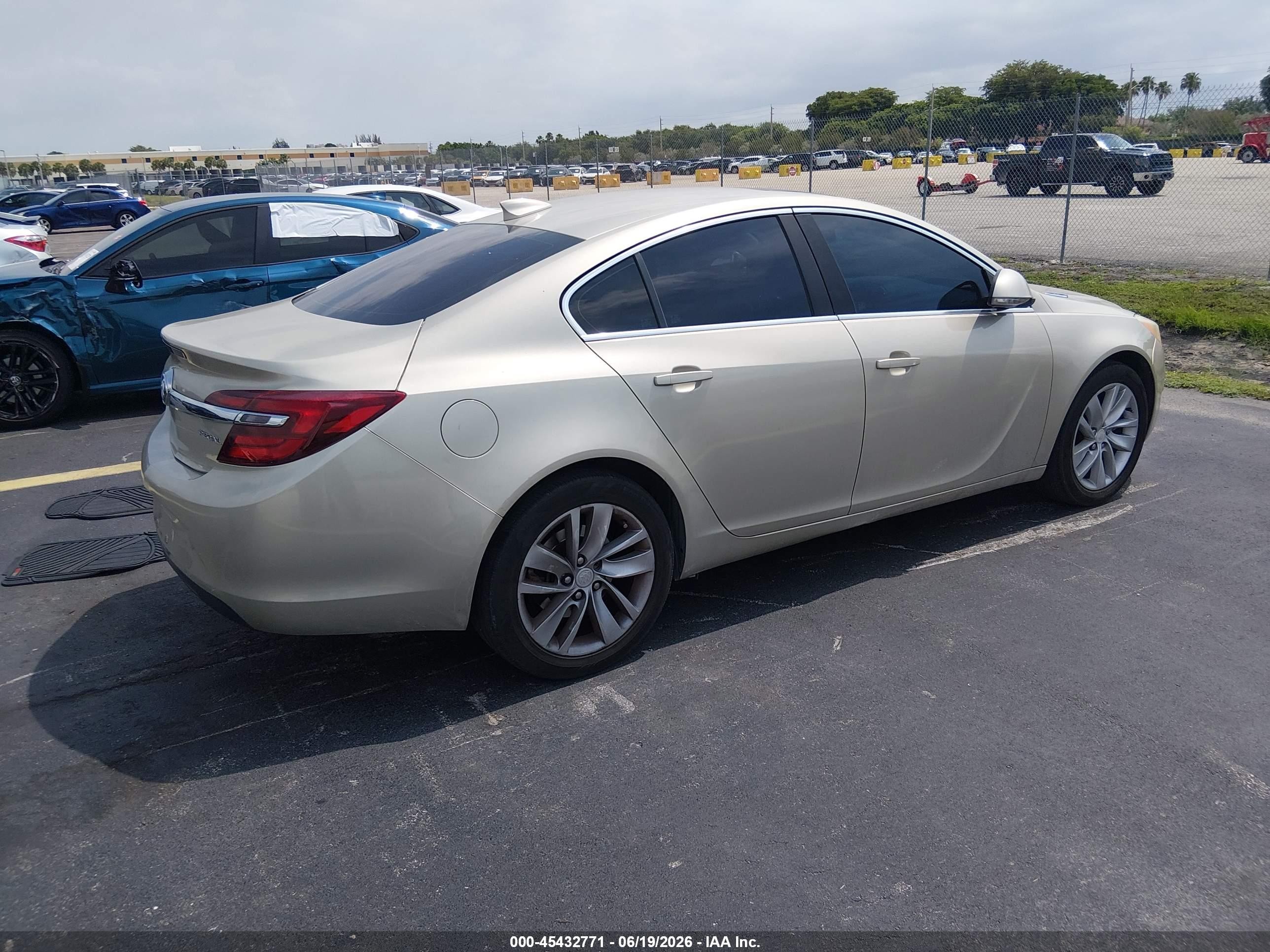 2015 Buick Regal 1fl Gray vin: 2G4GV5EK8F9200285