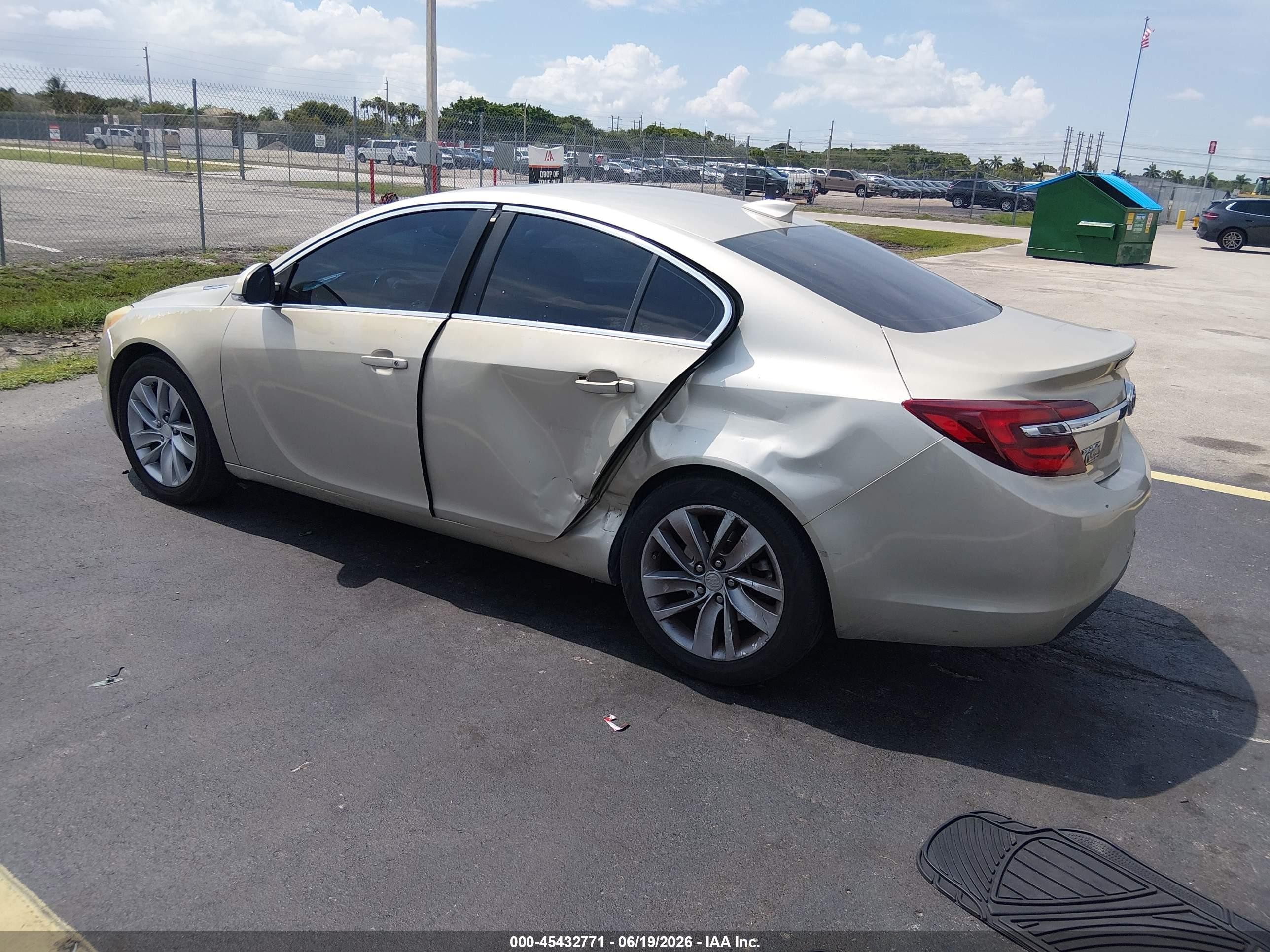 2015 Buick Regal 1fl Gray vin: 2G4GV5EK8F9200285