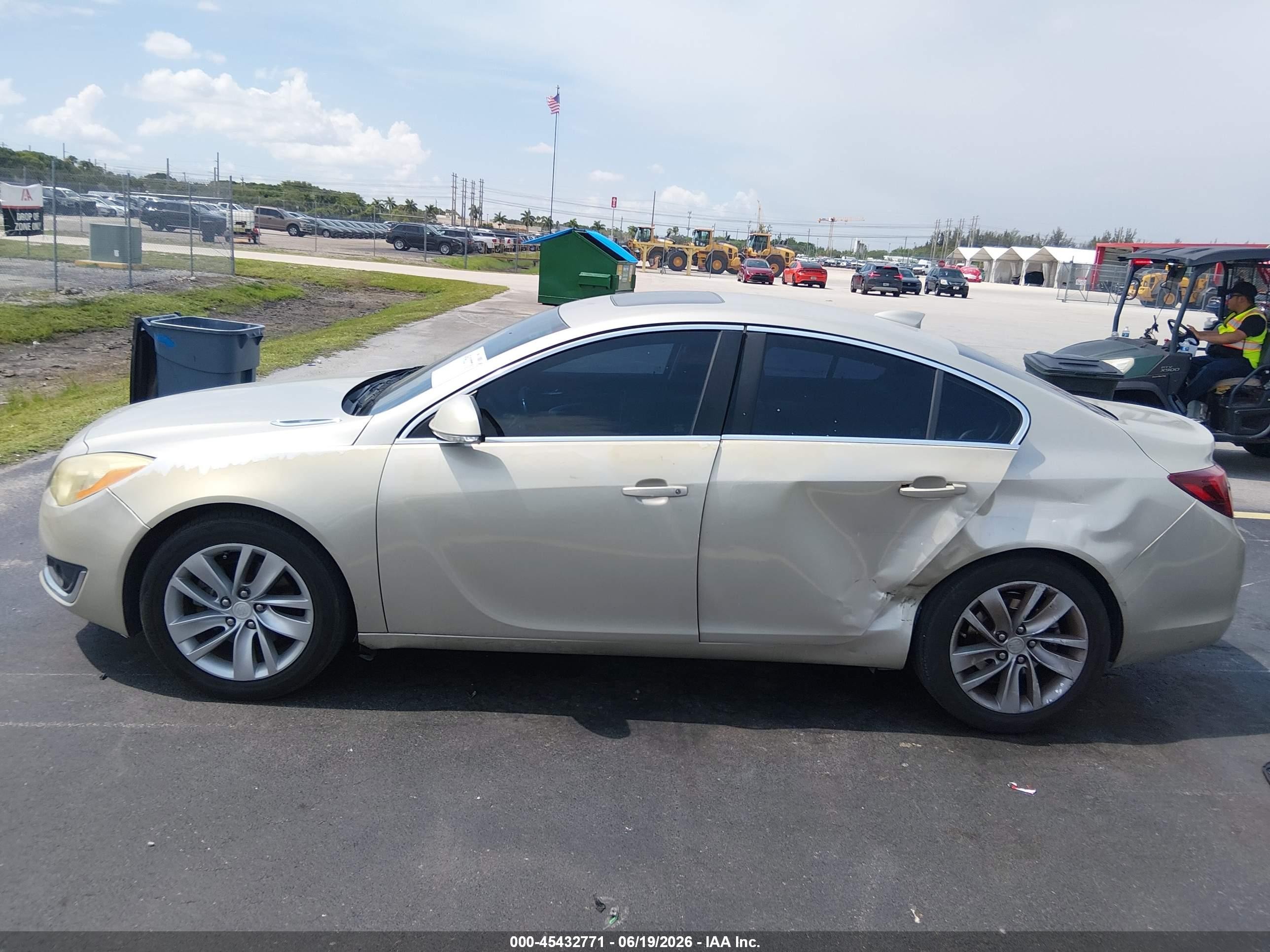 2015 Buick Regal 1fl Gray vin: 2G4GV5EK8F9200285
