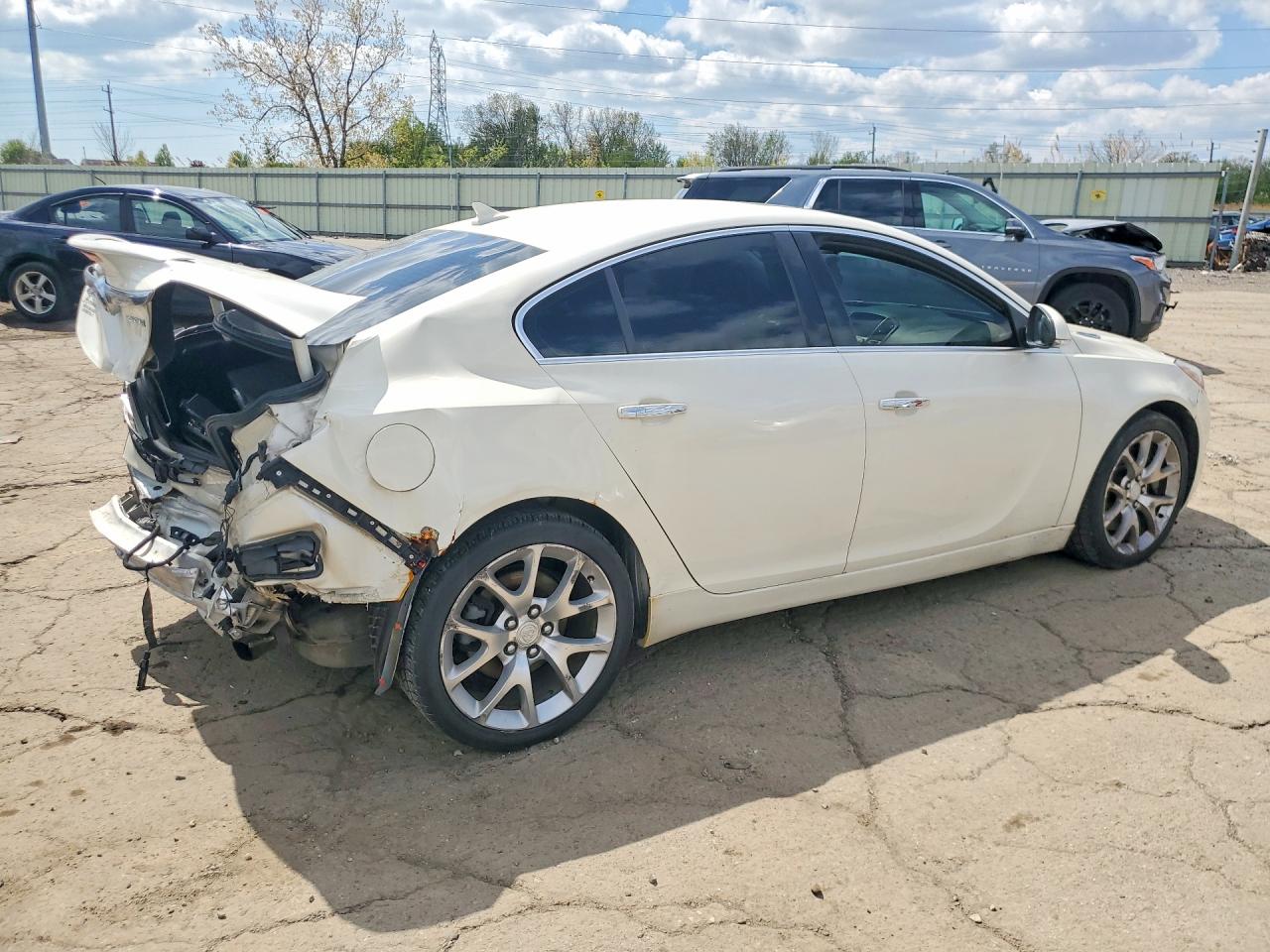 2013 Buick Regal Gs Beige vin: 2G4GV5GV1D9220768