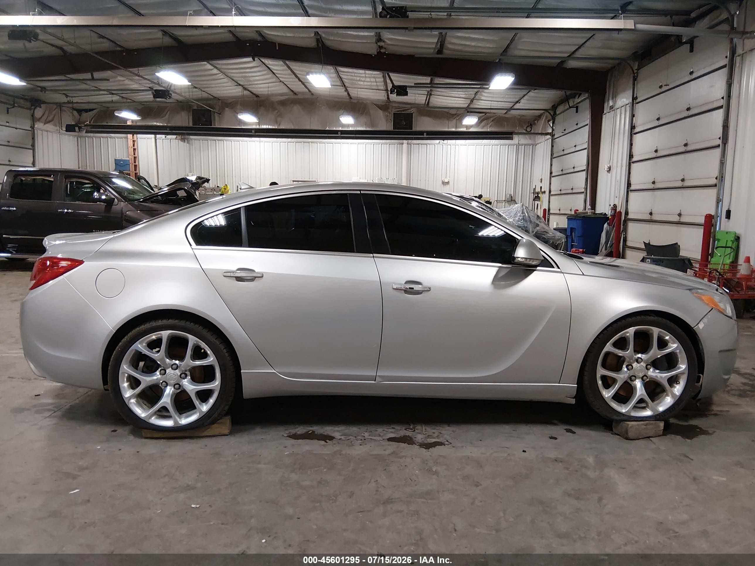 2013 Buick Regal Gs Silver vin: 2G4GV5GV2D9197906