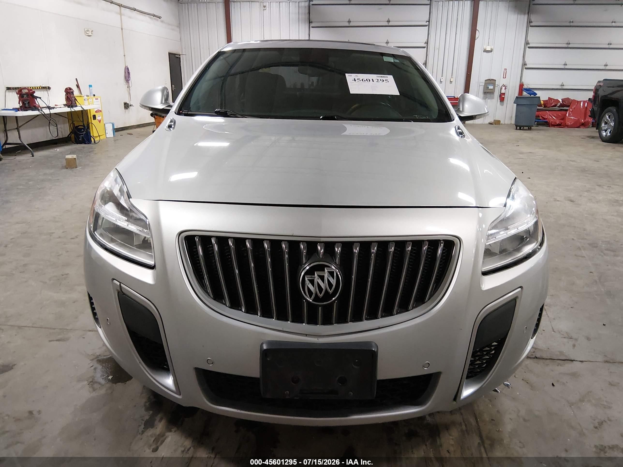 2013 Buick Regal Gs Silver vin: 2G4GV5GV2D9197906