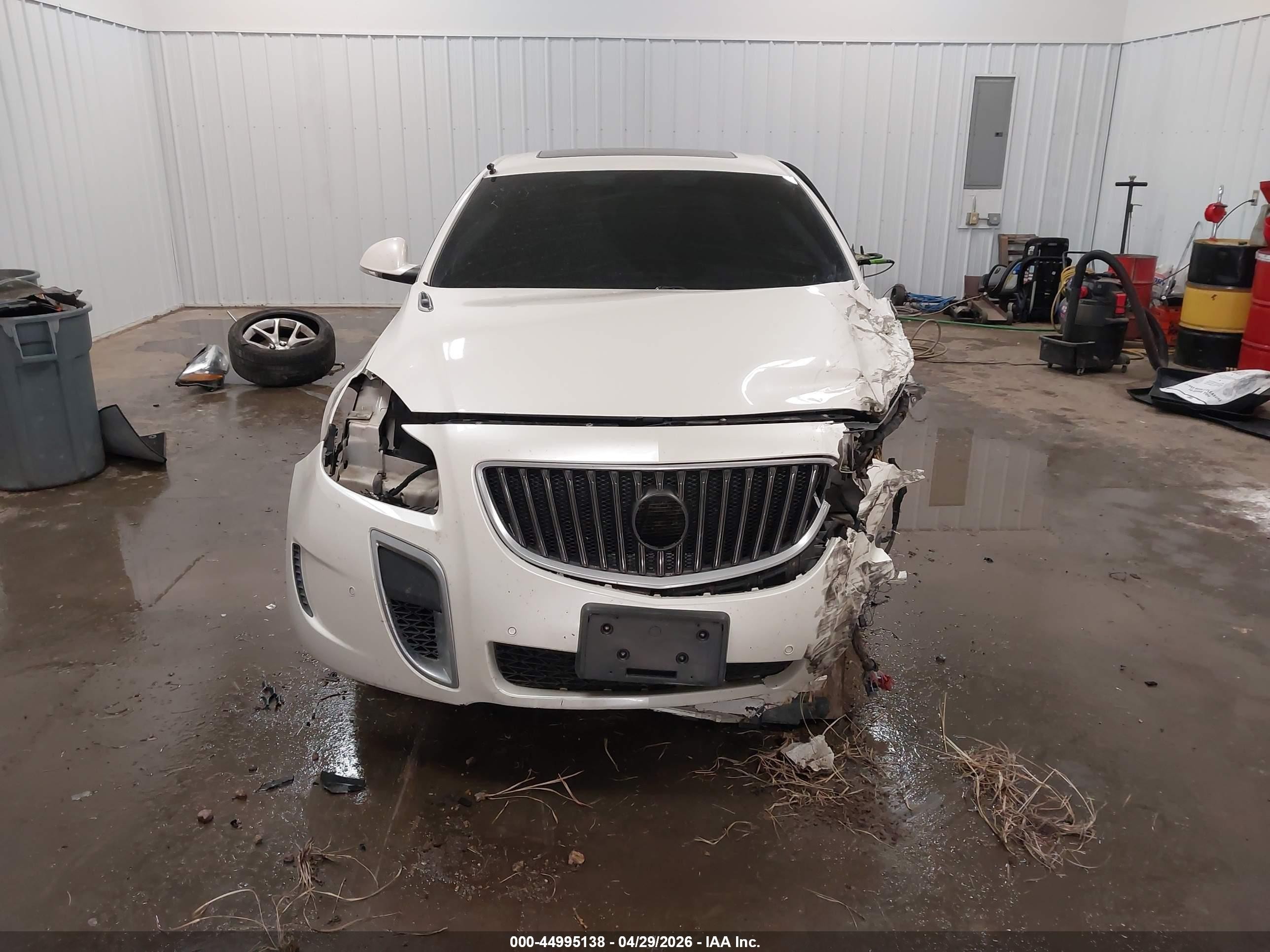 2012 Buick Regal Gs White vin: 2G4GV5GV8C9175875