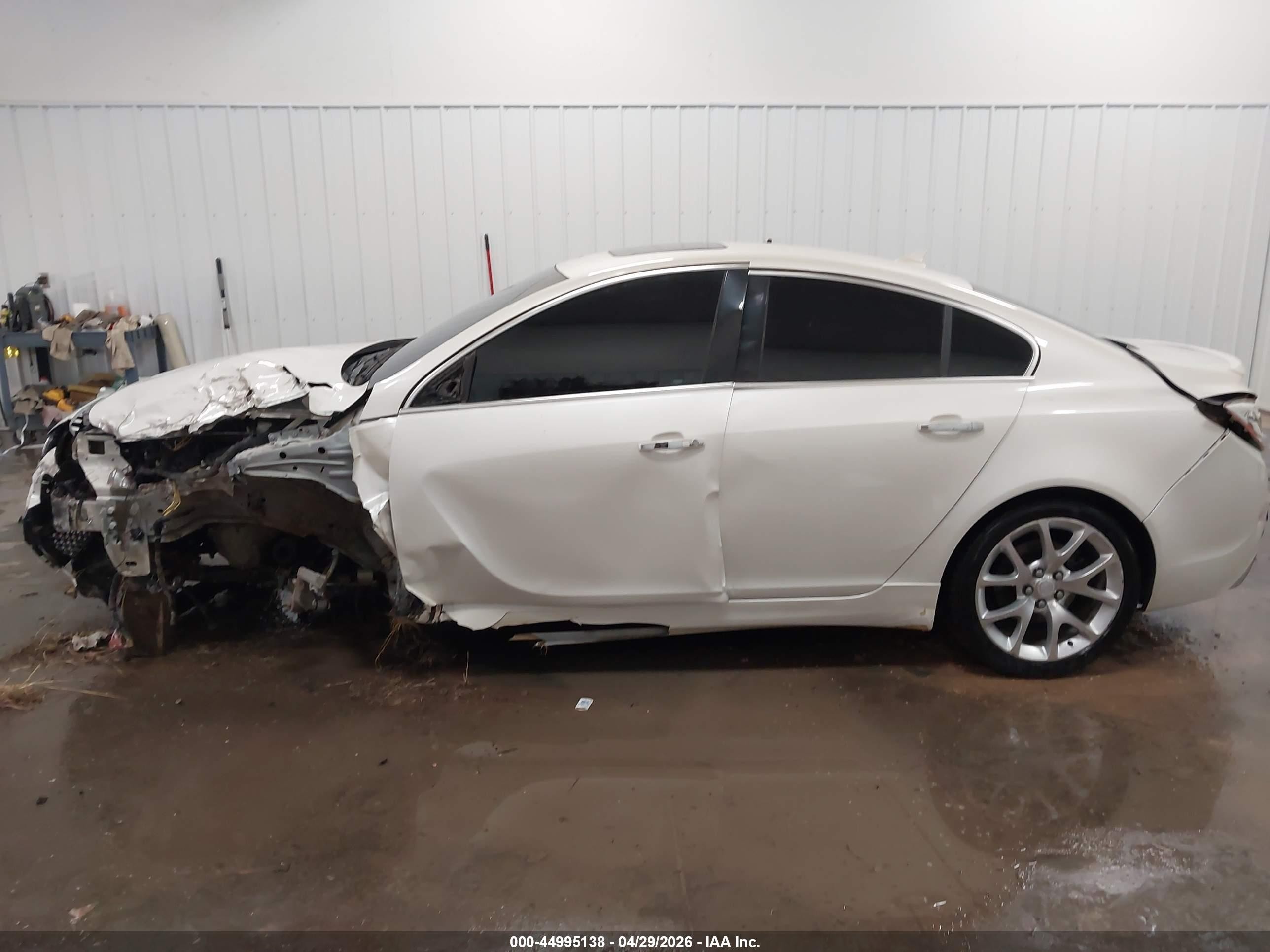 2012 Buick Regal Gs White vin: 2G4GV5GV8C9175875