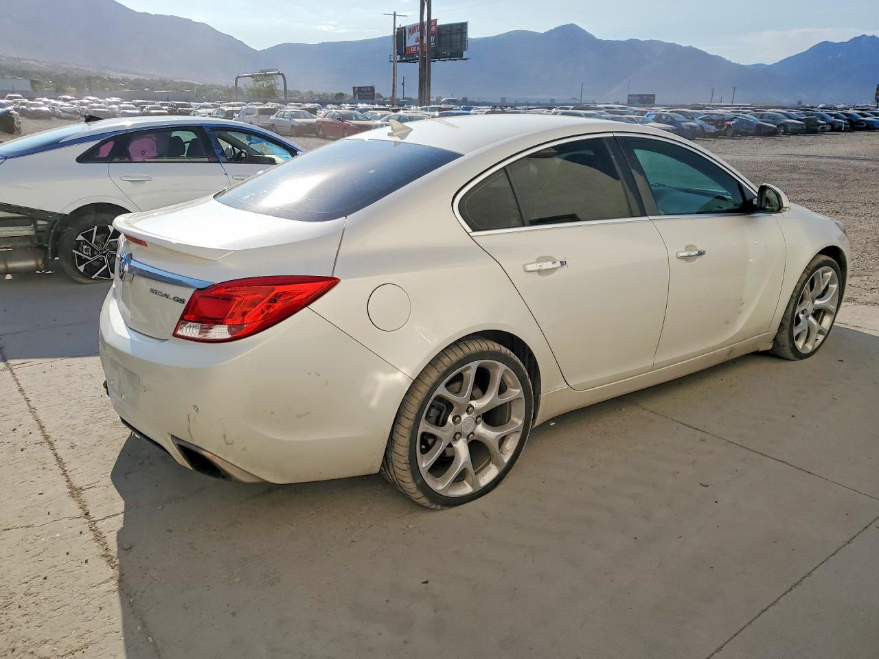2013 Buick Regal Gs White vin: 2G4GV5GVXD9247953