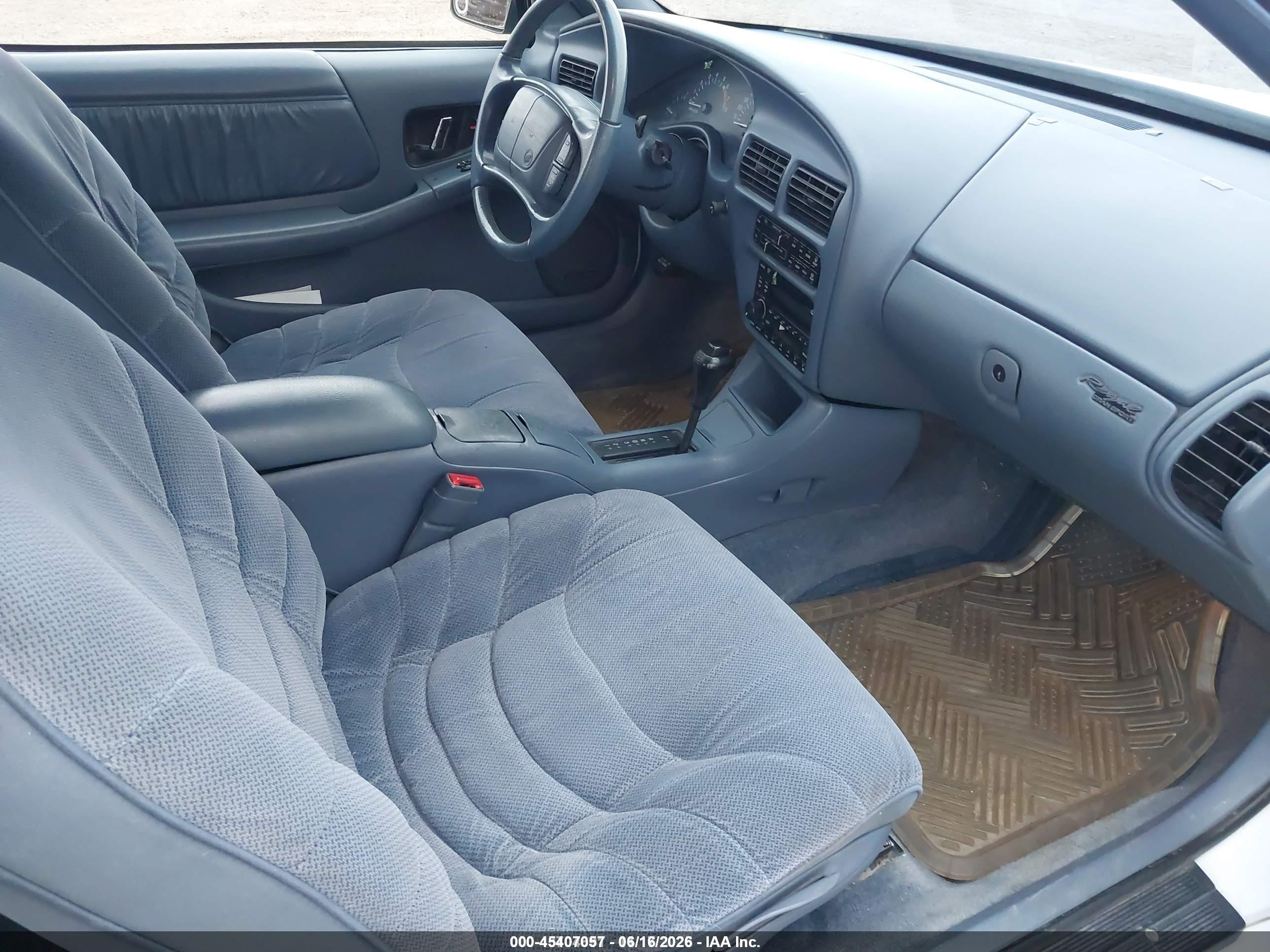 1995 Buick Regal Custom/gran Sport Белый vin: 2G4WB12L3S1501906
