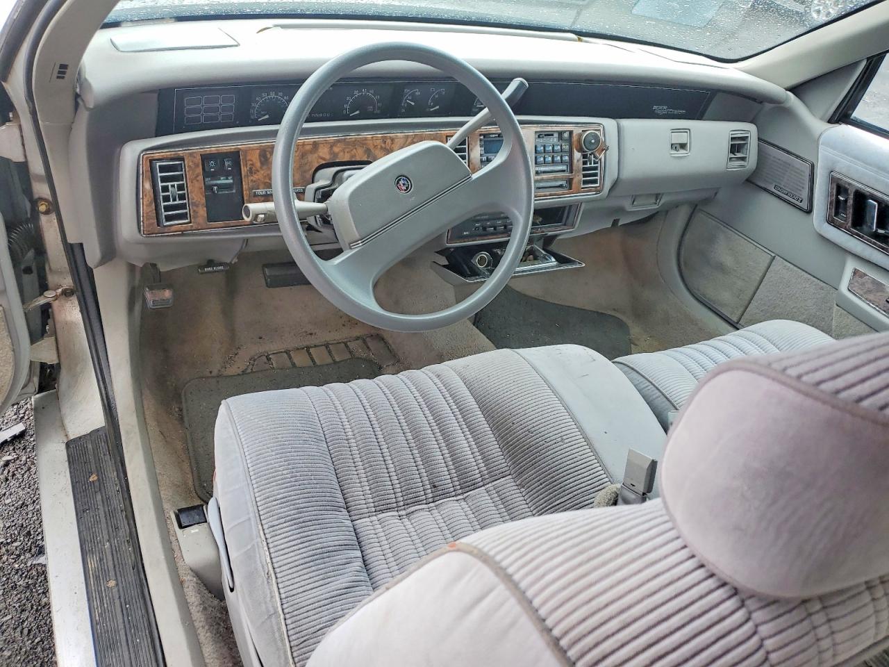1992 Buick Regal Custom Серый vin: 2G4WB14L2N1484050