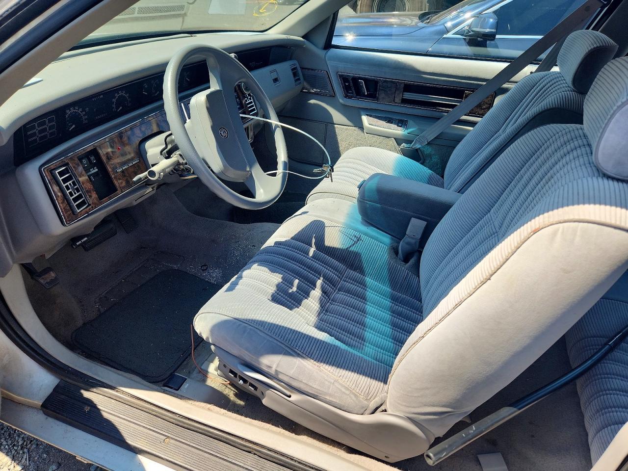 1992 Buick Regal Custom Серый vin: 2G4WB14L2N1484050