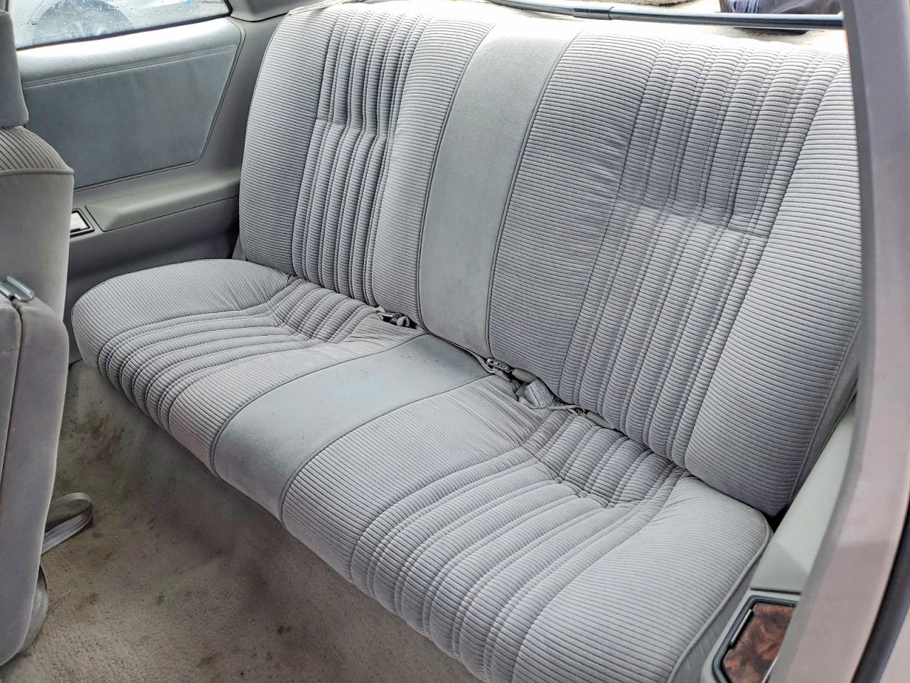 1992 Buick Regal Custom Серый vin: 2G4WB14L2N1484050