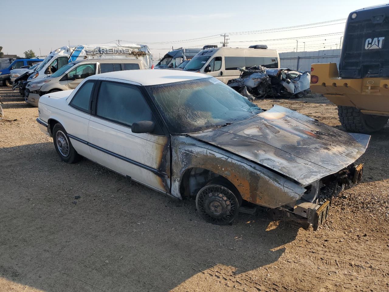 1989 Buick Regal Custom White vin: 2G4WB14T2K1481242