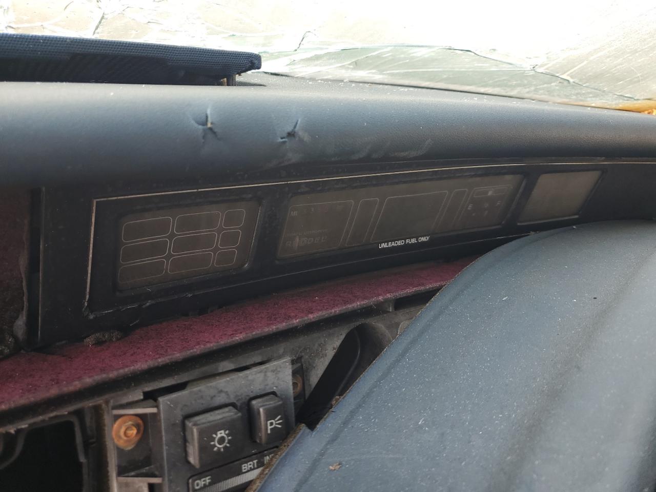 1989 Buick Regal Custom White vin: 2G4WB14T2K1481242