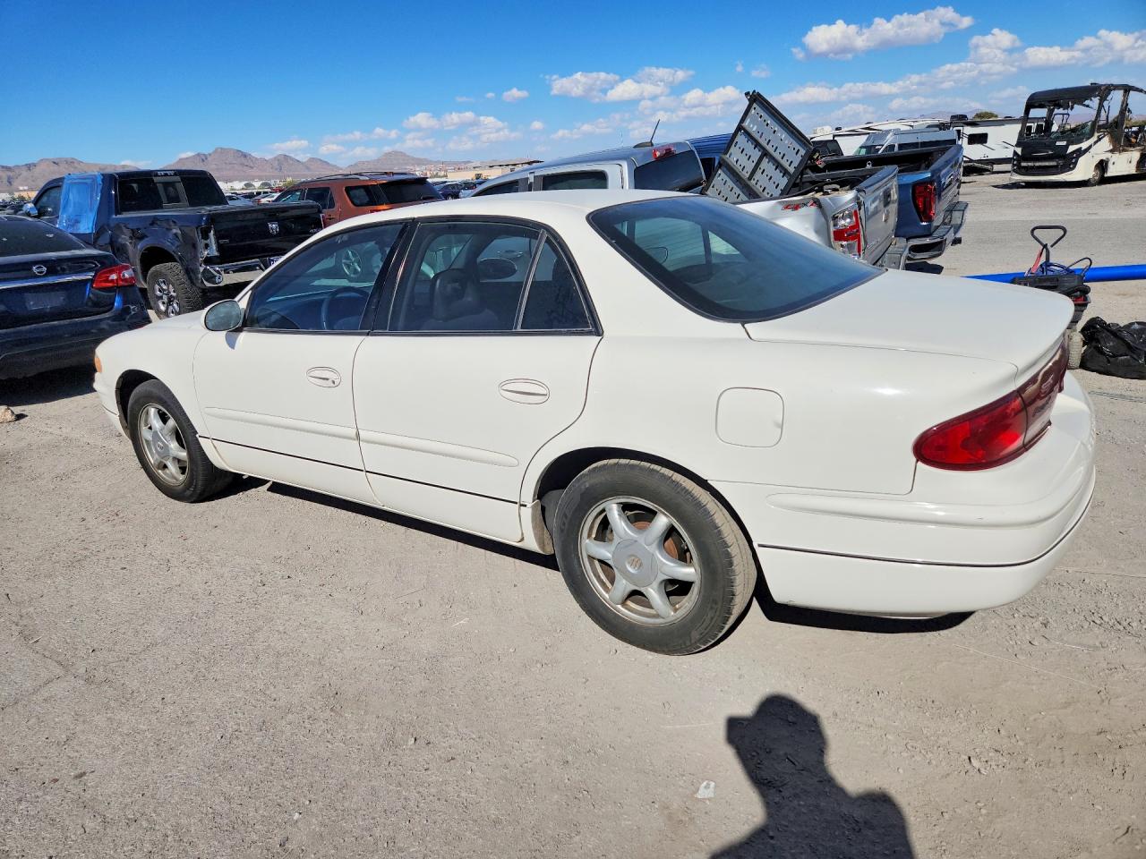 2004 Buick Regal Ls Белый vin: 2G4WB52K041217165