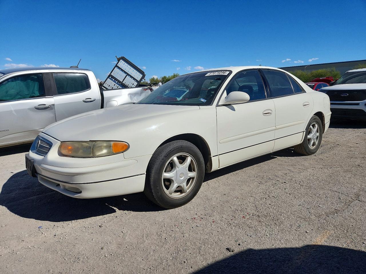 2004 Buick Regal Ls White vin: 2G4WB52K041217165