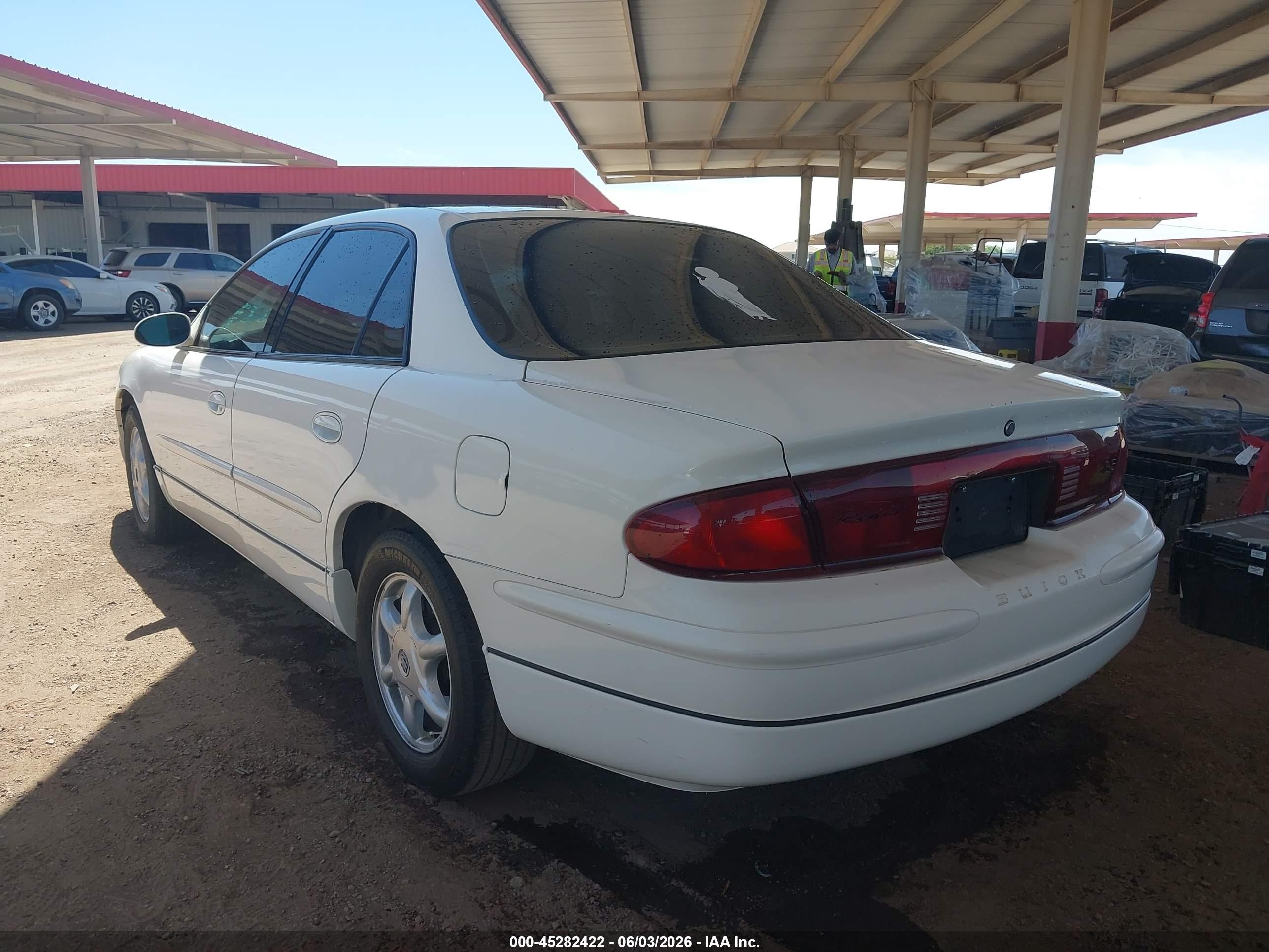 2003 Buick Regal Ls White vin: 2G4WB52K131160182