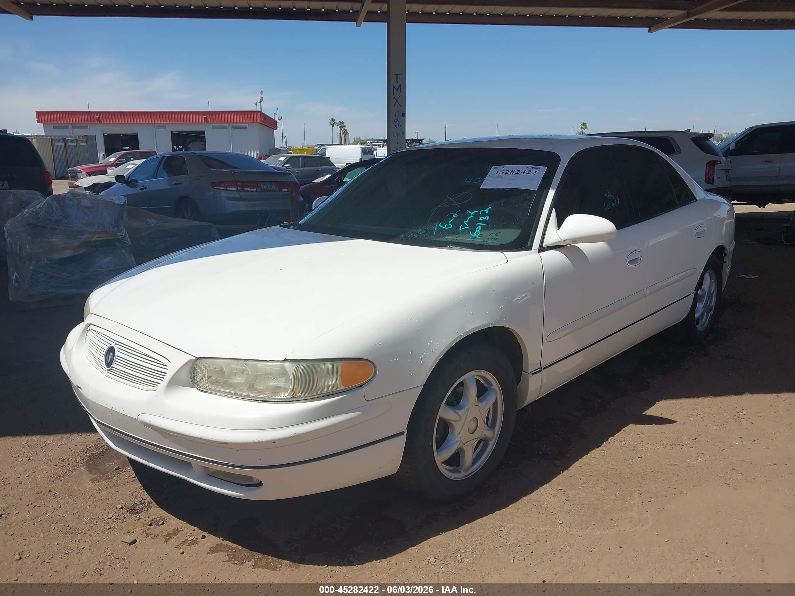 2003 Buick Regal Ls White vin: 2G4WB52K131160182