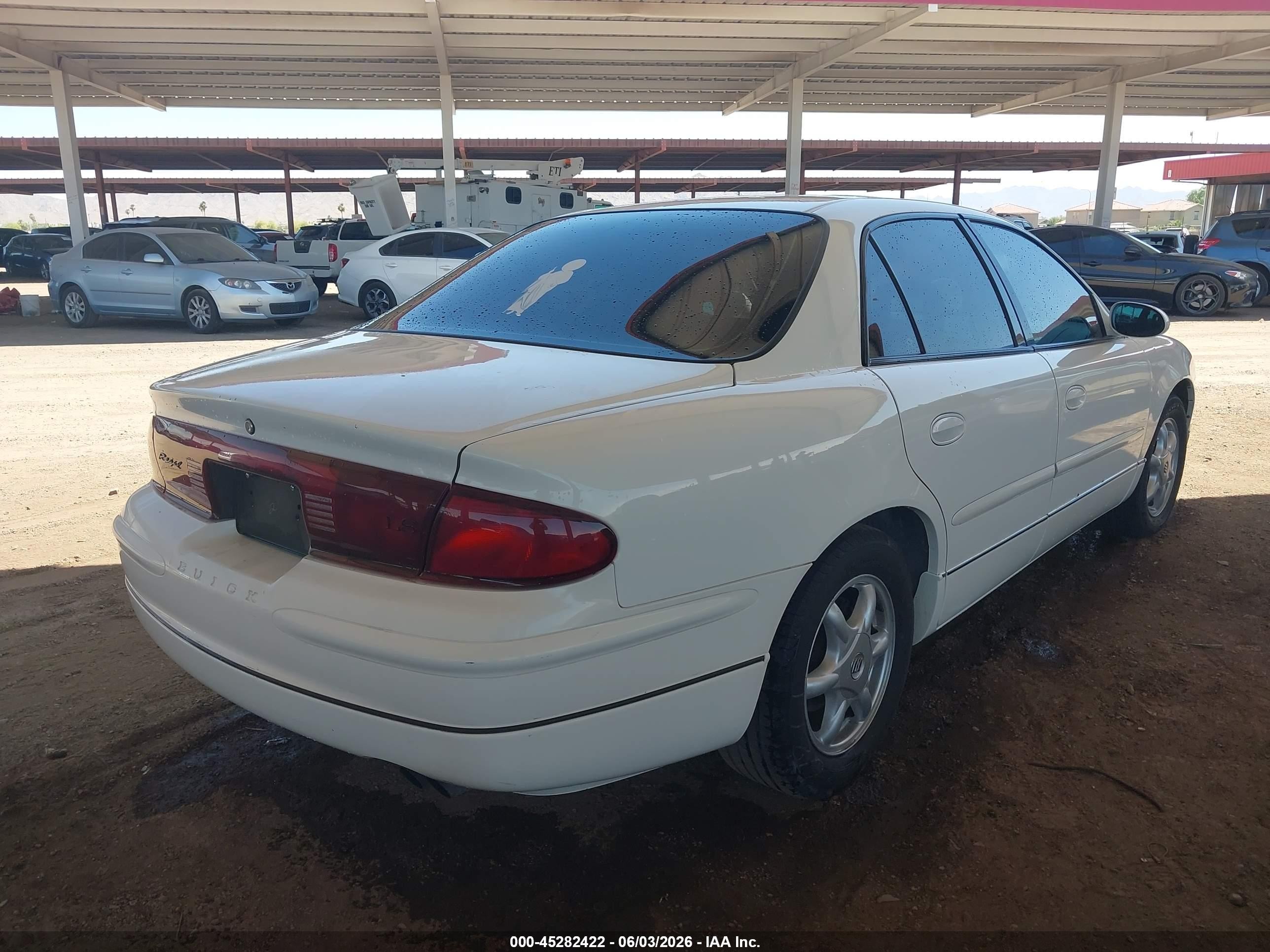 2003 Buick Regal Ls White vin: 2G4WB52K131160182