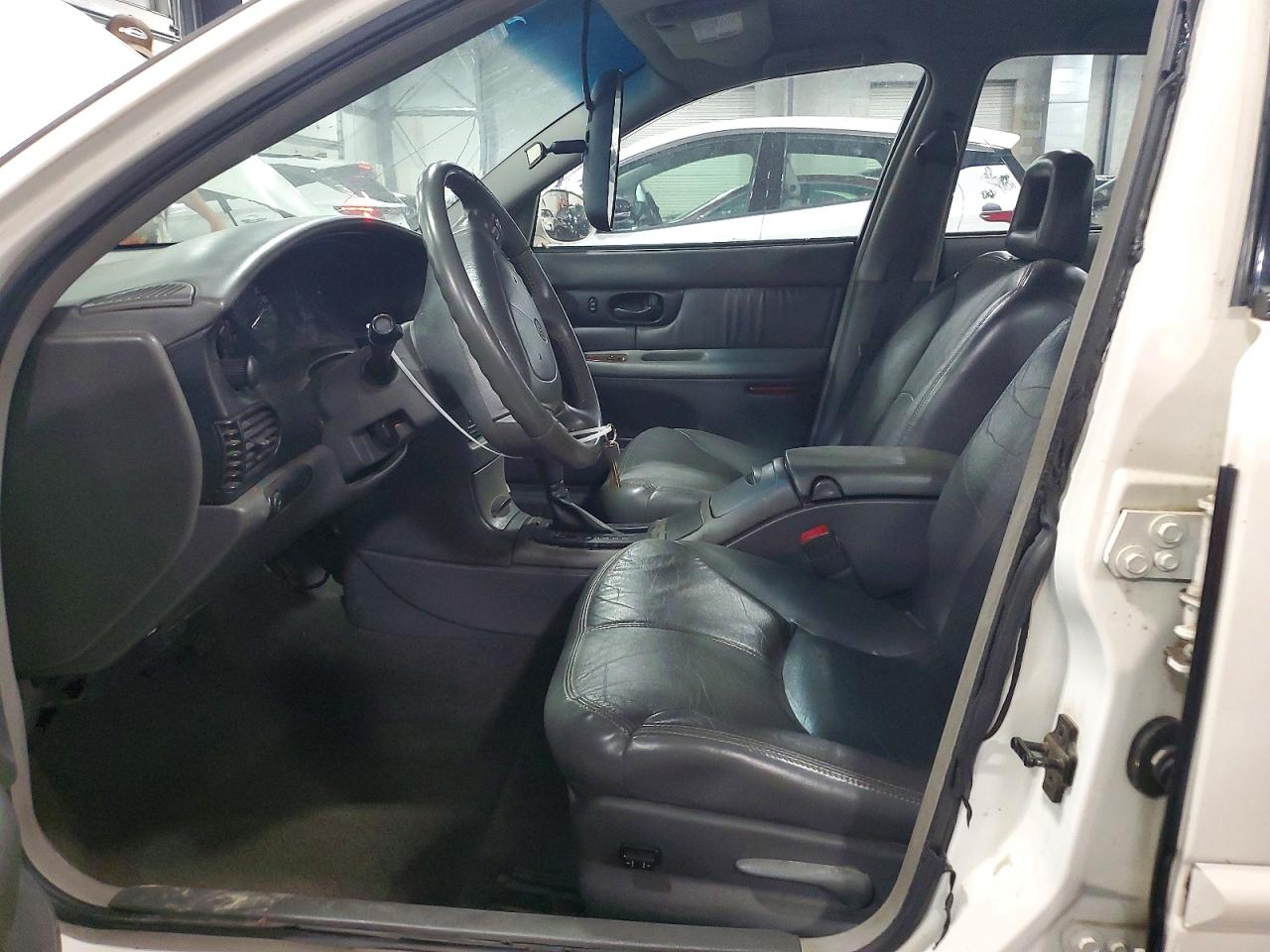 2004 Buick Regal Ls Белый vin: 2G4WB52K141159017
