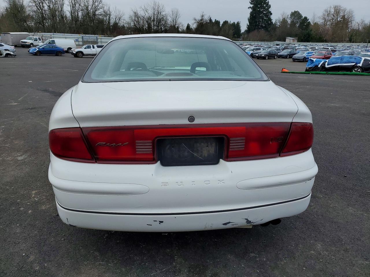 2004 Buick Regal Ls Белый vin: 2G4WB52K141219426