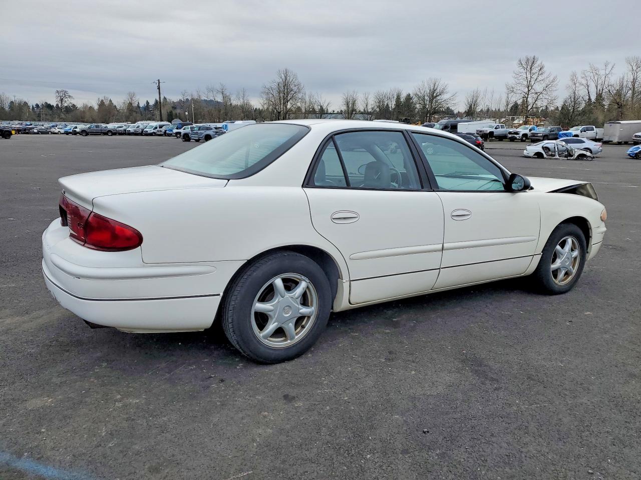 2004 Buick Regal Ls Белый vin: 2G4WB52K141219426
