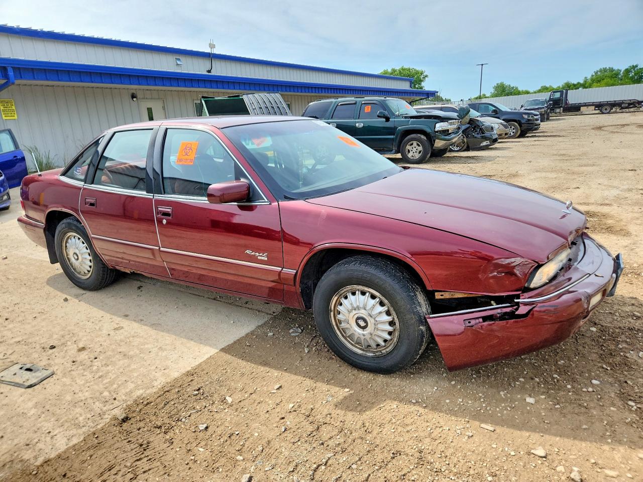 1996 Buick Regal Custom Burgundy vin: 2G4WB52K1T1411797