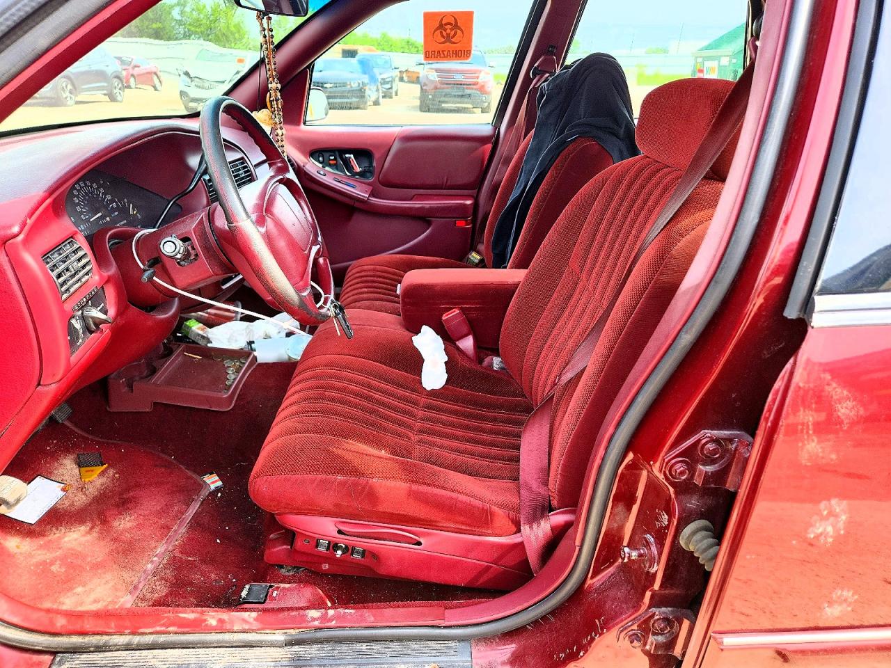1996 Buick Regal Custom Burgundy vin: 2G4WB52K1T1411797