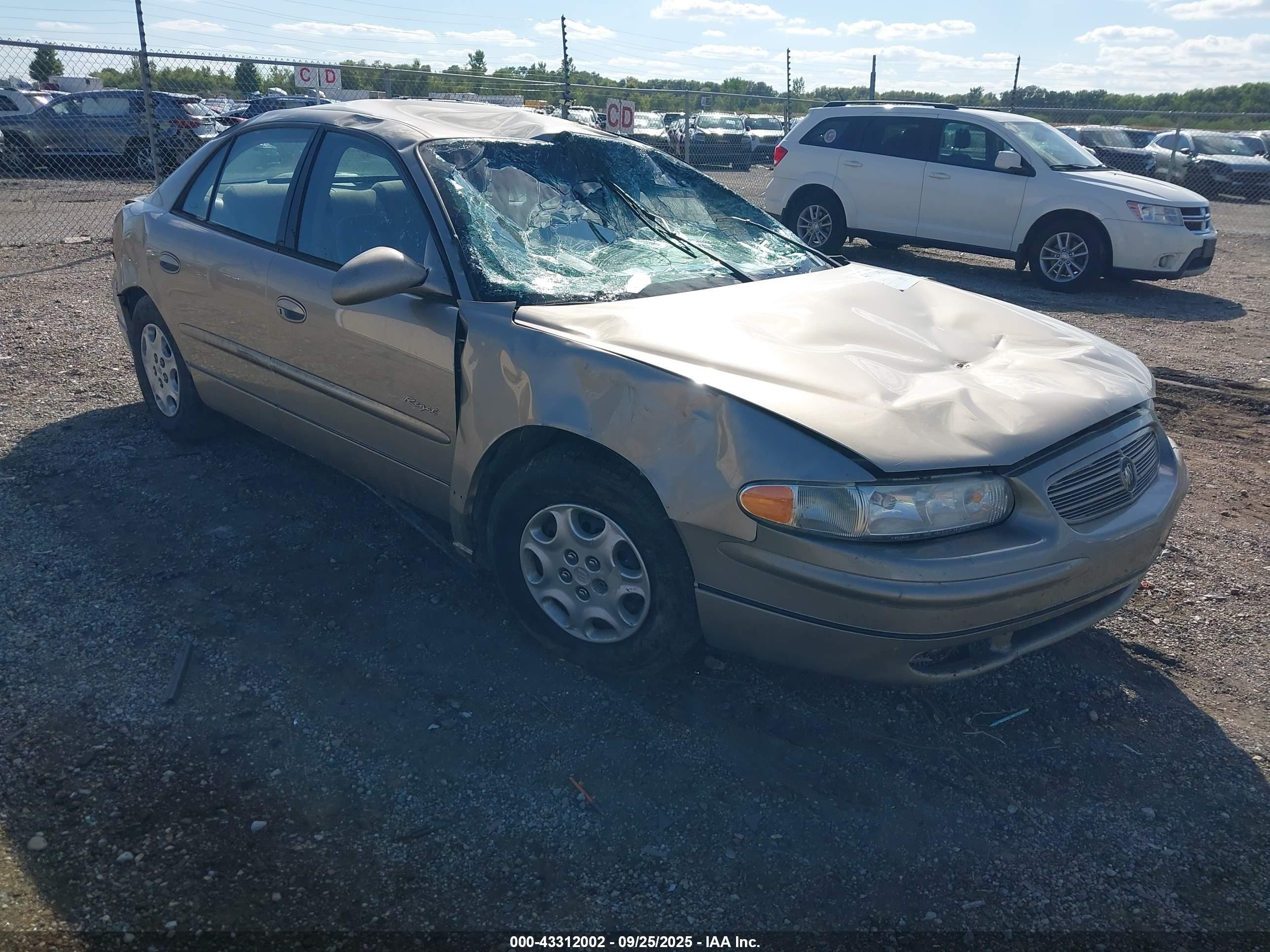 2G4WB52K211136695