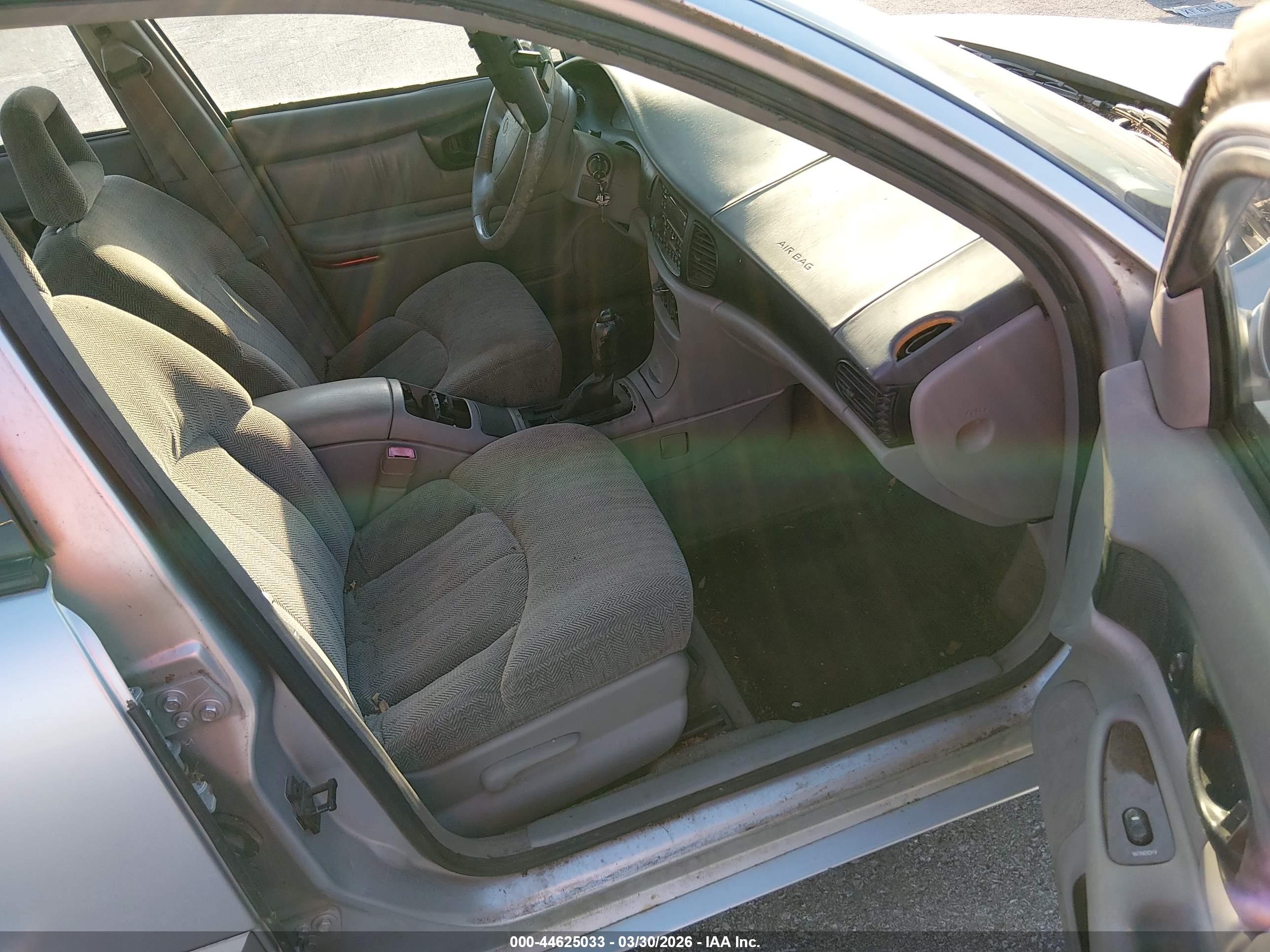 2003 Buick Regal Ls Silver vin: 2G4WB52K231135145