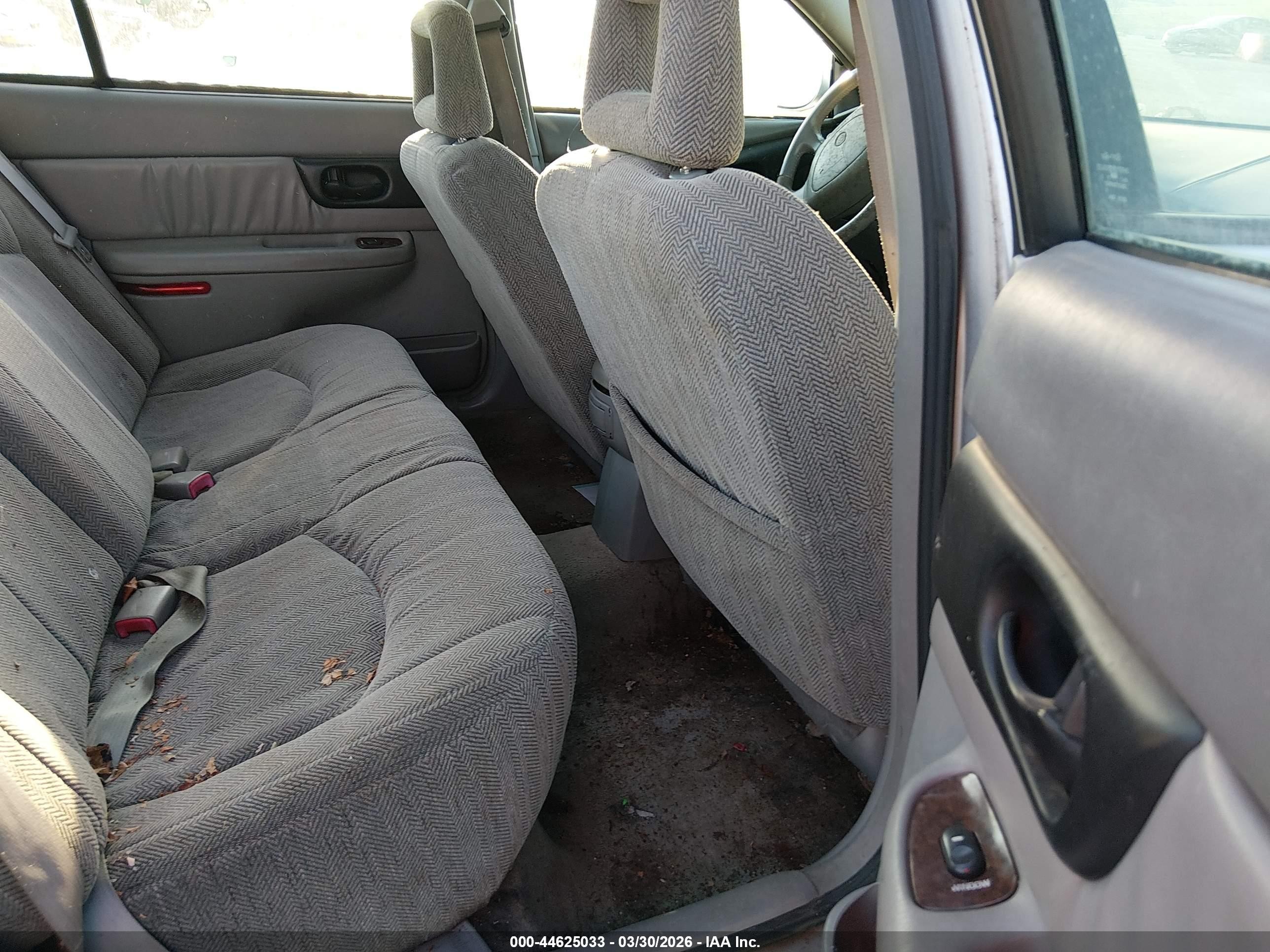 2003 Buick Regal Ls Silver vin: 2G4WB52K231135145
