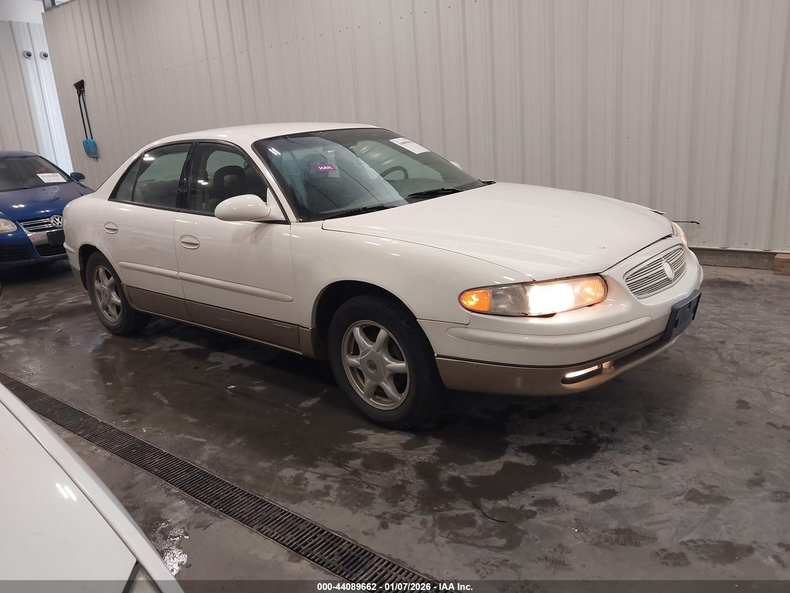 2004 Buick Regal Ls White vin: 2G4WB52K241242259