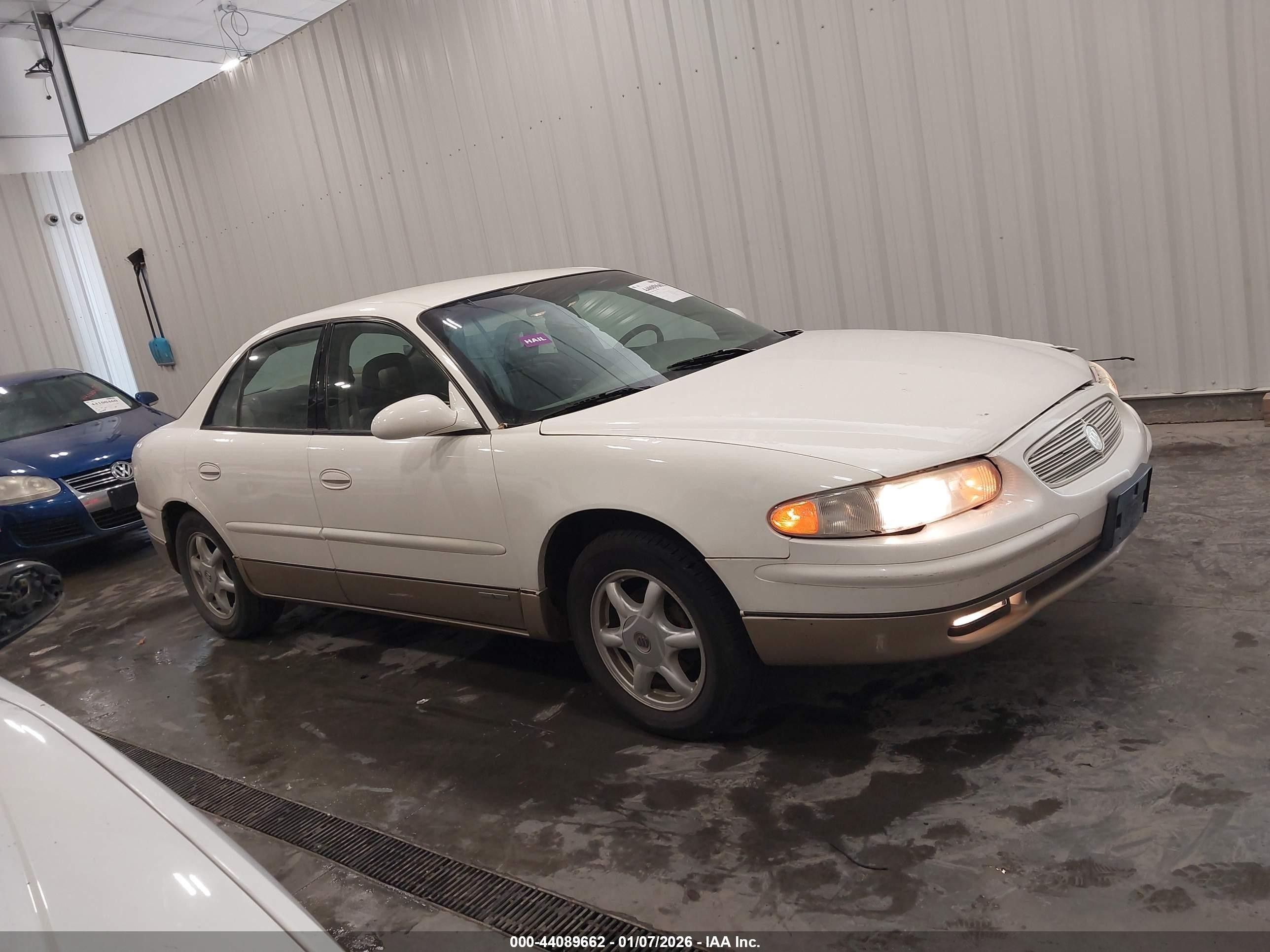 2004 Buick Regal Ls White vin: 2G4WB52K241242259